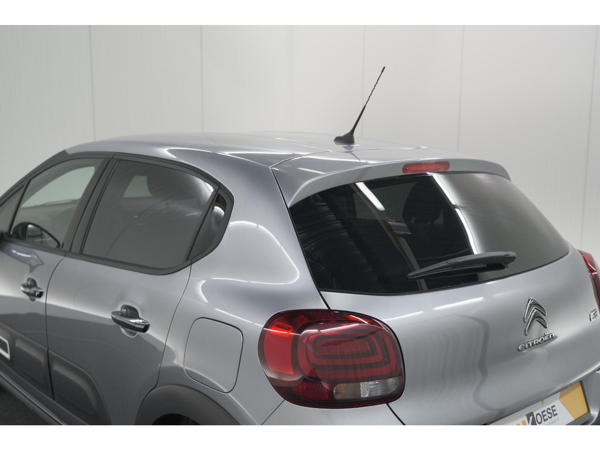 Citroen C3 PureTech 110 Max | Keyless entry/start | Camera | Navigatie | Parkeersensoren | Apple Carplay