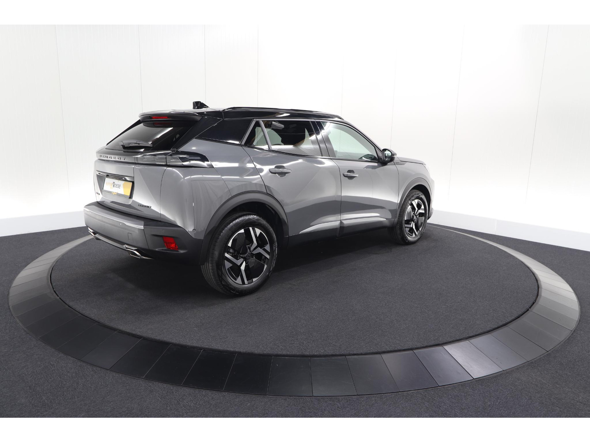 Peugeot 2008 1.2 Hybrid 136 GT | 360 Camera | Adaptieve Cruise Control | Navigatie | Dodehoekdetectie