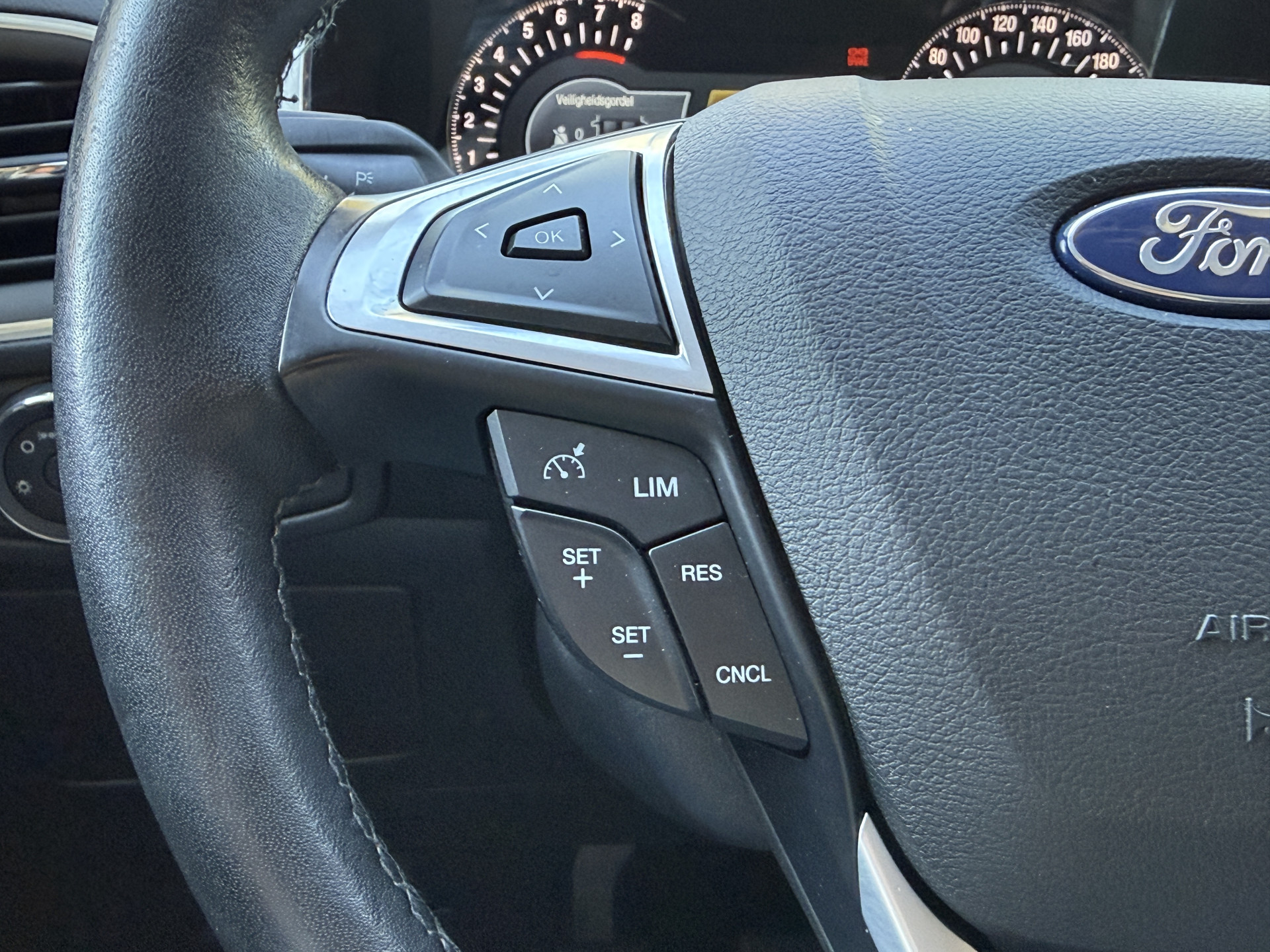 Ford S-Max 1.5 Titanium 7p. | Stoel/stuur verwarming | Trekhaak | Apple Carplay