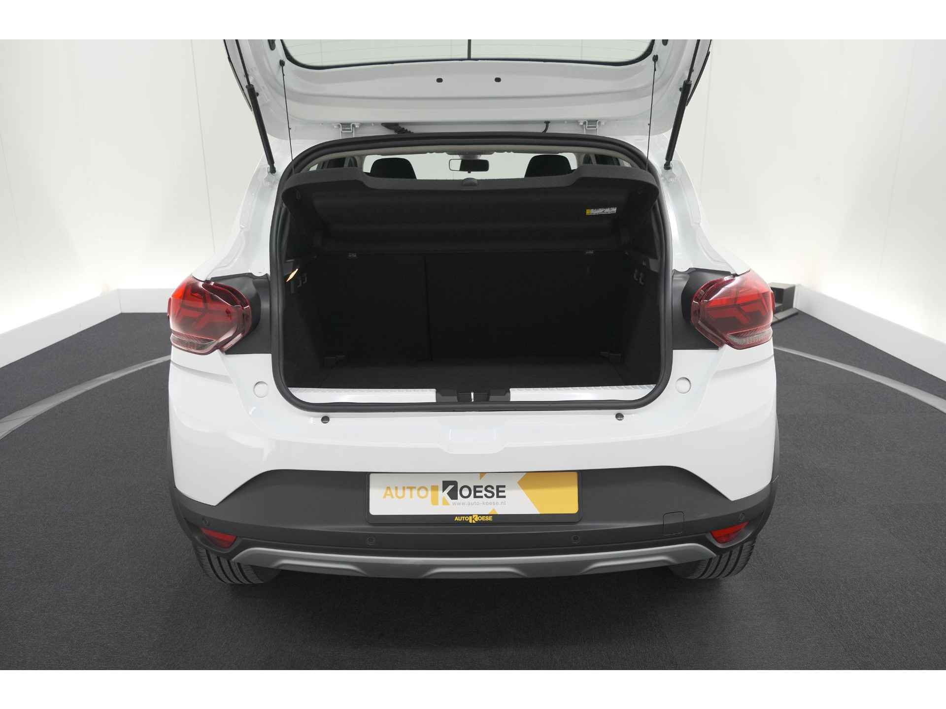 Dacia Sandero Stepway 1.0 TCe 90 Comfort | Apple Carplay | Parkeersensoren | Cruise Control