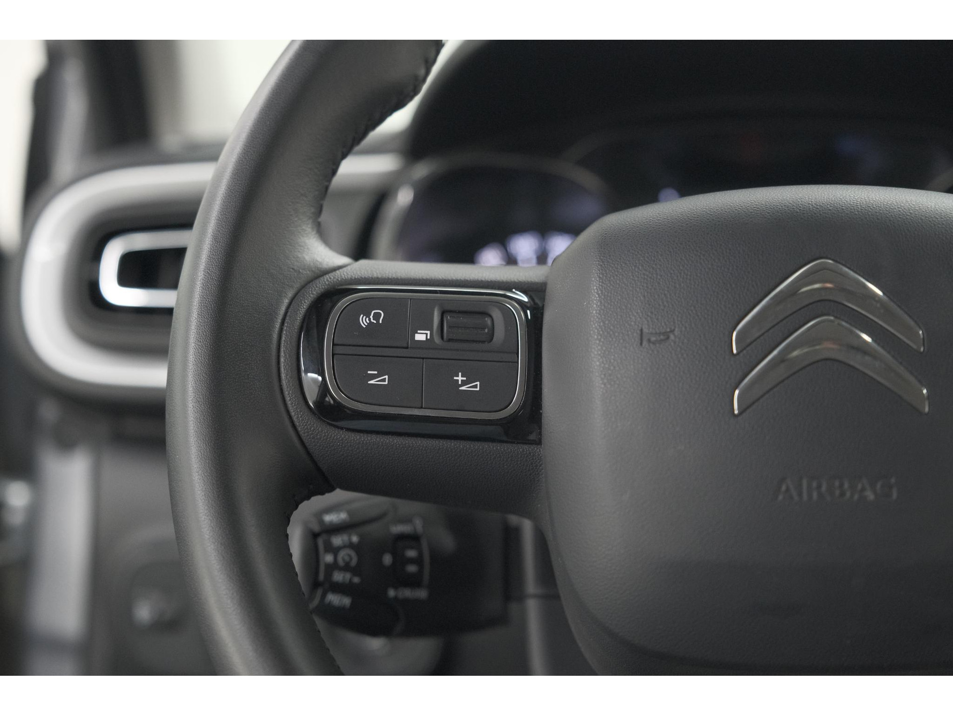 Citroen C3 PureTech 110 Max | Keyless entry/start | Camera | Navigatie | Parkeersensoren | Apple Carplay