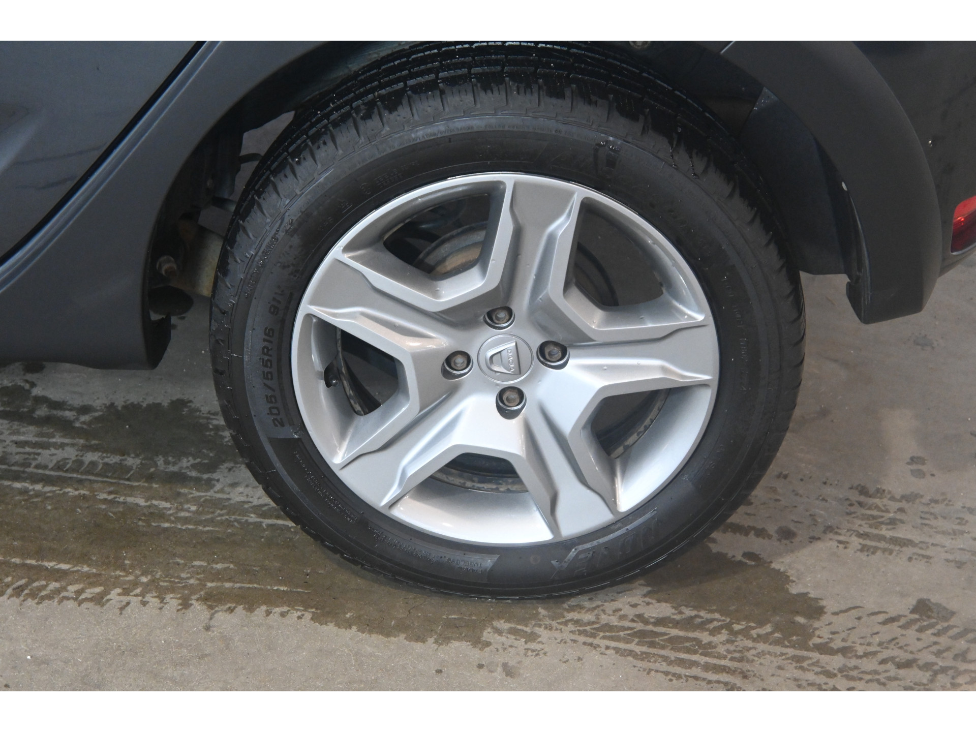 Dacia Sandero 0.9 TCe Stepway Tech Road Airco Navigatie Trekhaak Goed Onderhouden! Inruil Mogelijk!