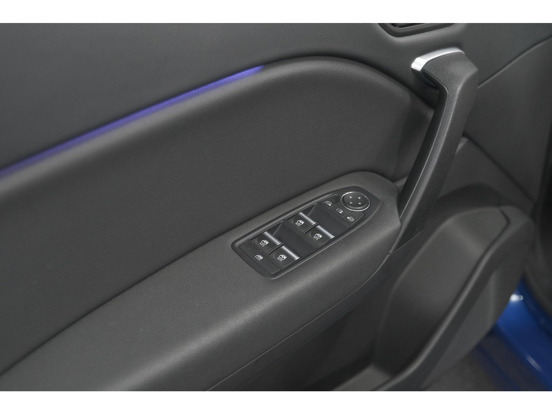 Renault Captur 1.6 E-Tech Plug-in Hybrid 160 Intens | Allseason Banden | Camera | 9.3 Inch Grootscherm | Apple Carplay