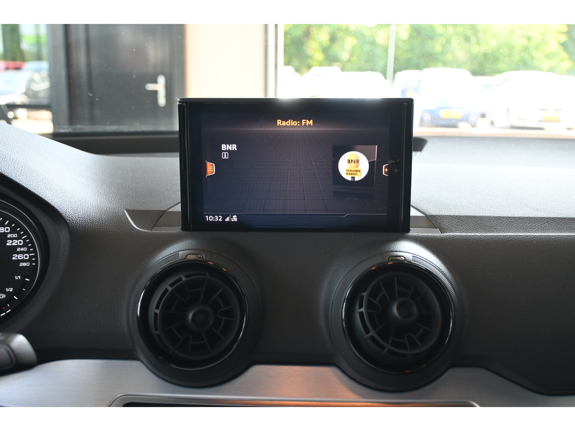 Audi Q2 1.4 TFSI CoD Design Pro Line Plus Automaat Clima Stoelverwarming Navigatie Rijklaarprijs! Inruil Mogelijk!