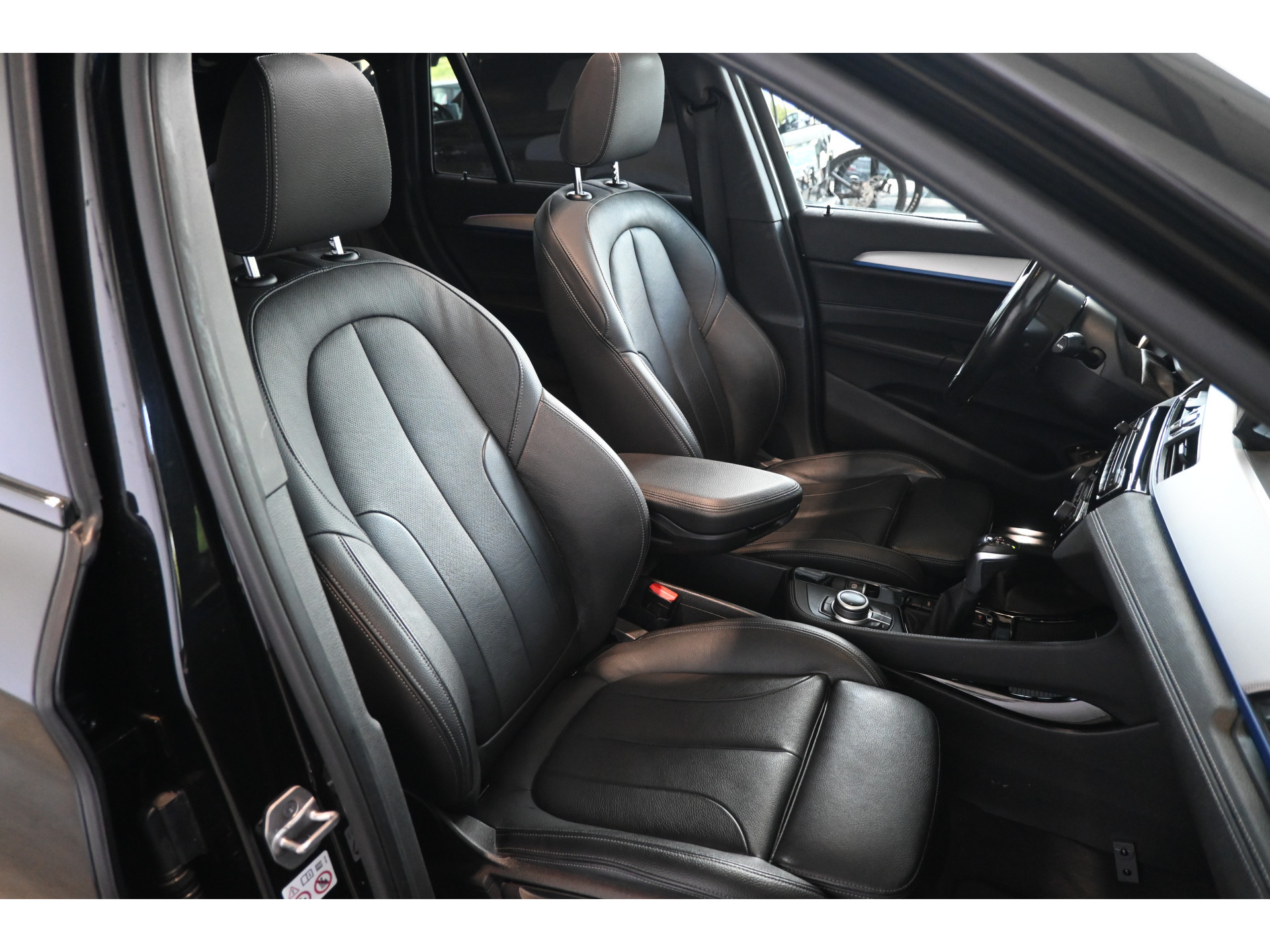 BMW X1 xDrive25e eDrive M-Sport Edition Clima Adpatieve cruise Panoramadak LED Camera Dealeronderhouden Inruil mogelijk