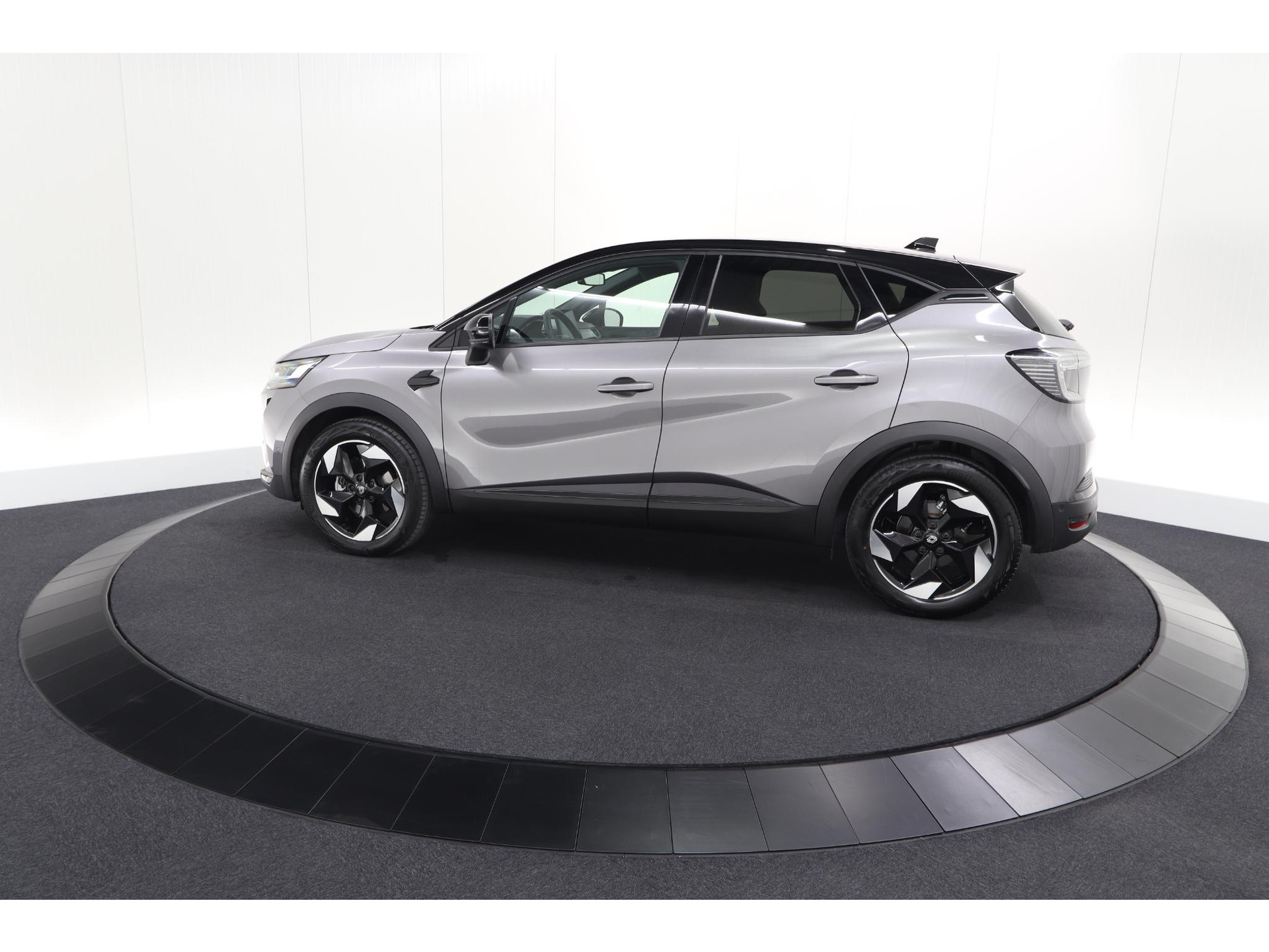 Renault Captur 1.6 E-Tech Full Hybrid 145 Techno | Camera | Navigatie | Apple Carplay | Parkeersensoren
