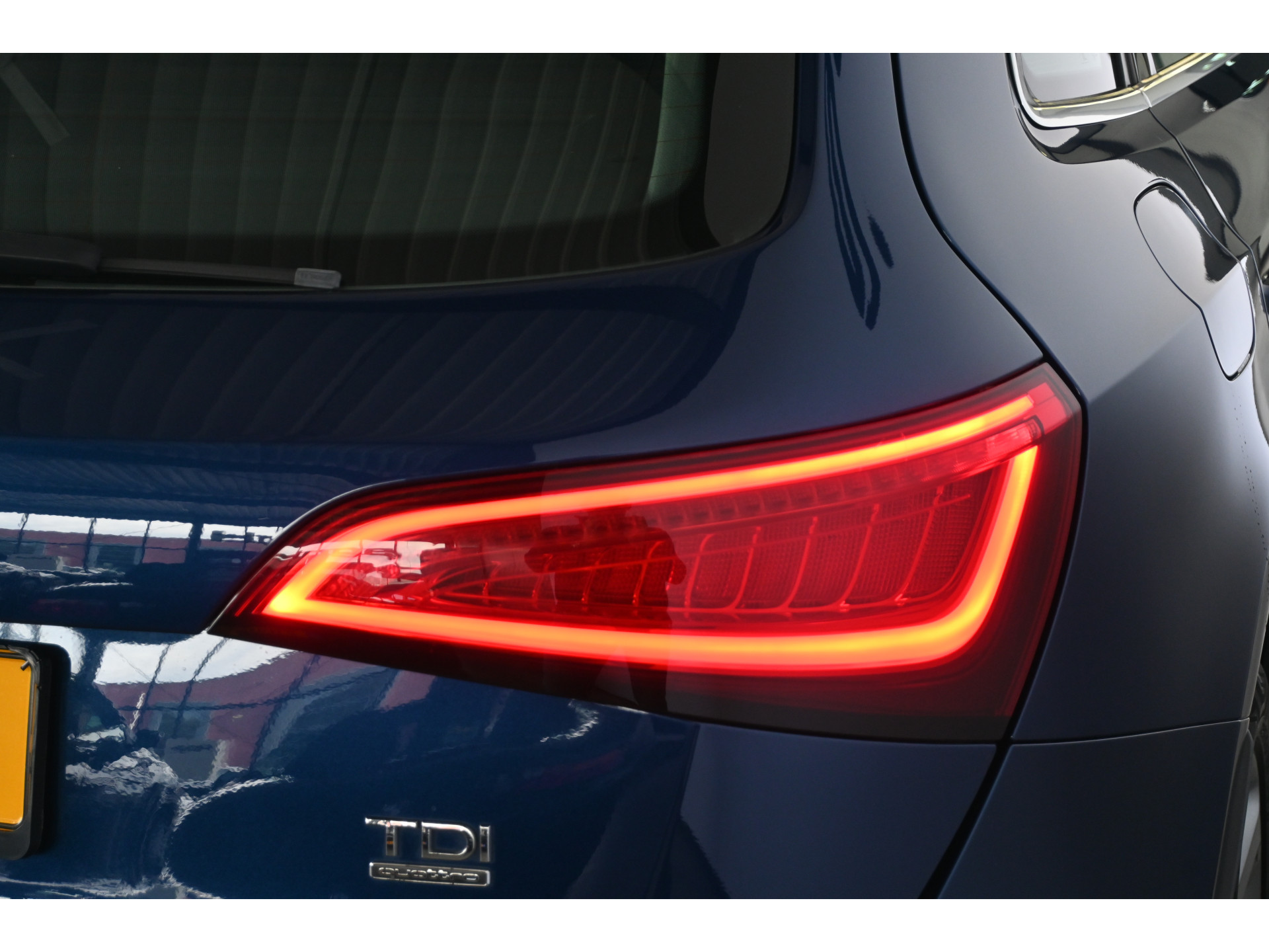 Audi Q5 3.0 TDI quattro S-line Clima Cruise control Navigatie LED 1e Eigenaar Inruil mogelijk