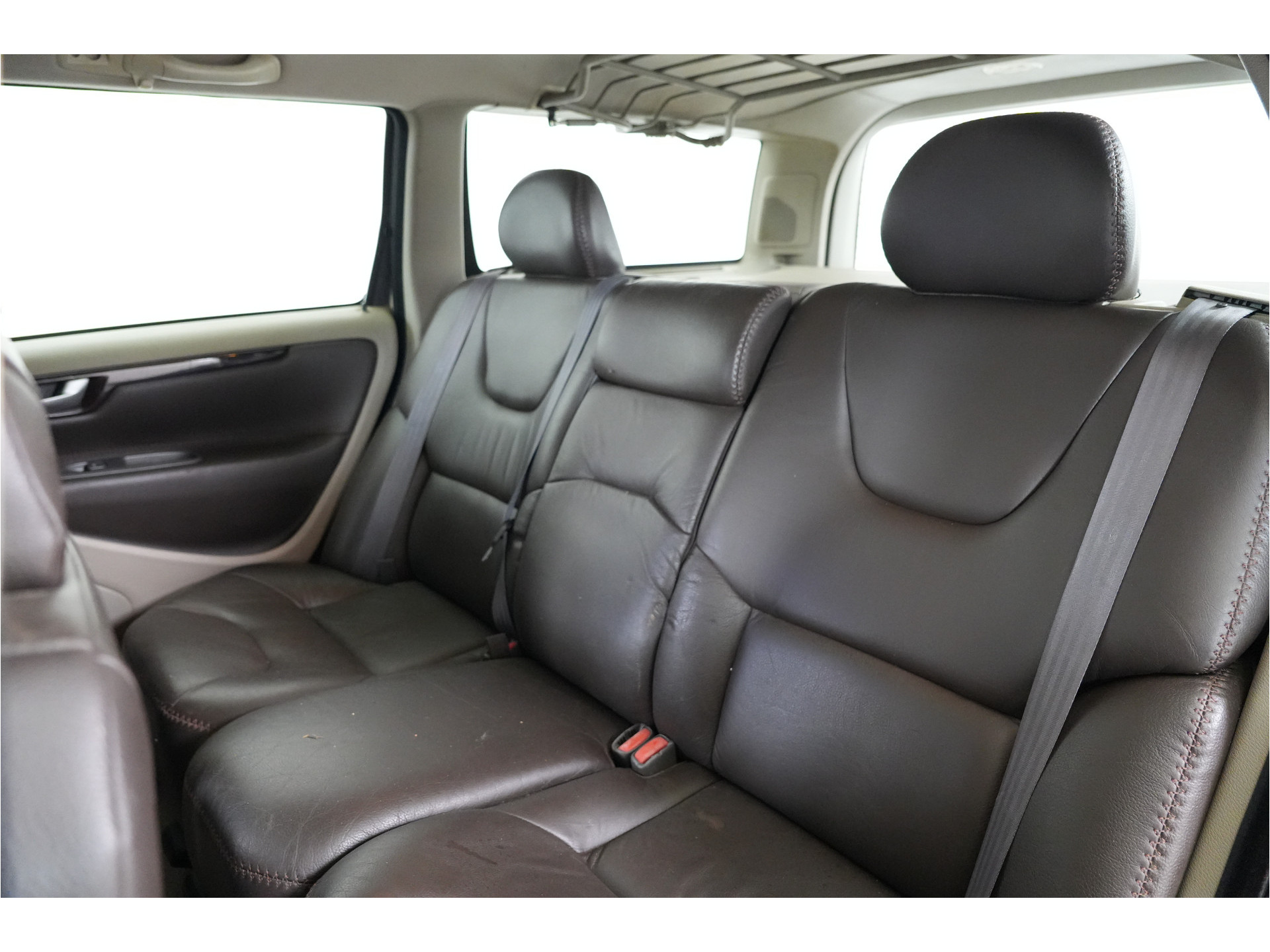 Volvo V70 Cross Country 2.4 T Geartr. Comf. | Blijvend Youngtimer | Trekhaak | Lage stand |