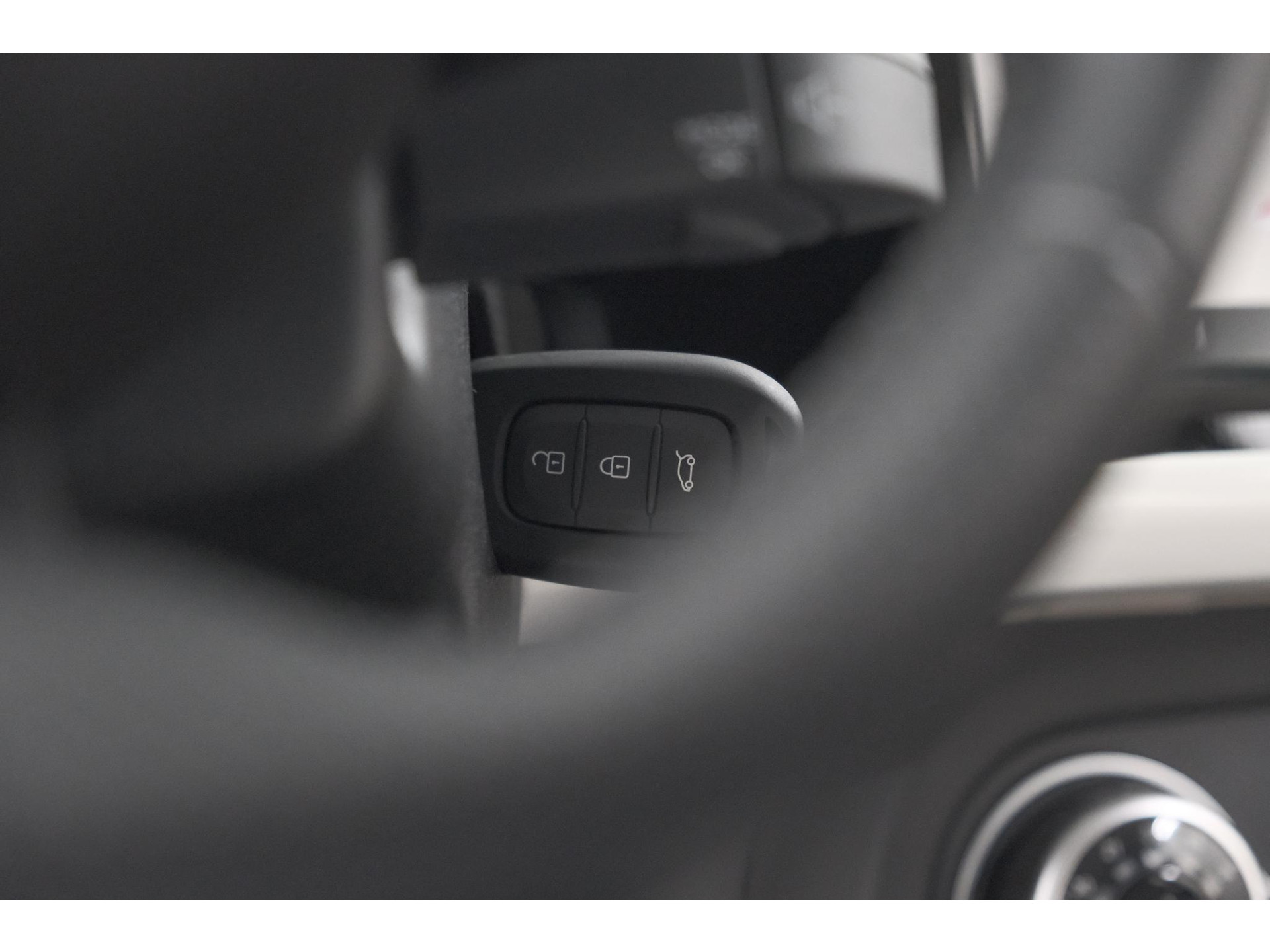 Renault Twingo Z.E. R80 Collection | Lage Kilometerstand | Apple Carplay | Climate Control