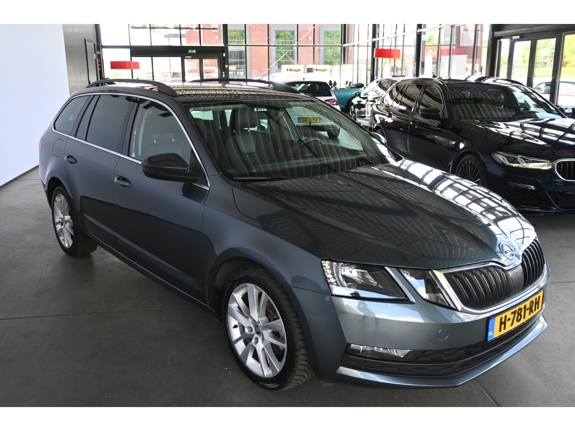 ŠKODA Octavia Combi 1.0 TSI Greentech Business Edition Nap! Navigatie Clima Cruise control Stoelverwarming PDC Inruil Mogelijk!