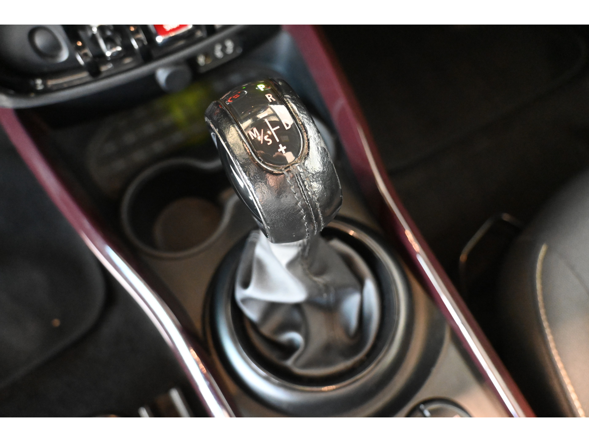 MINI Clubman 1.5 Salt Business Automaat Navigatie Panoramadak Goed Onderhouden! Inruil Mogelijk!