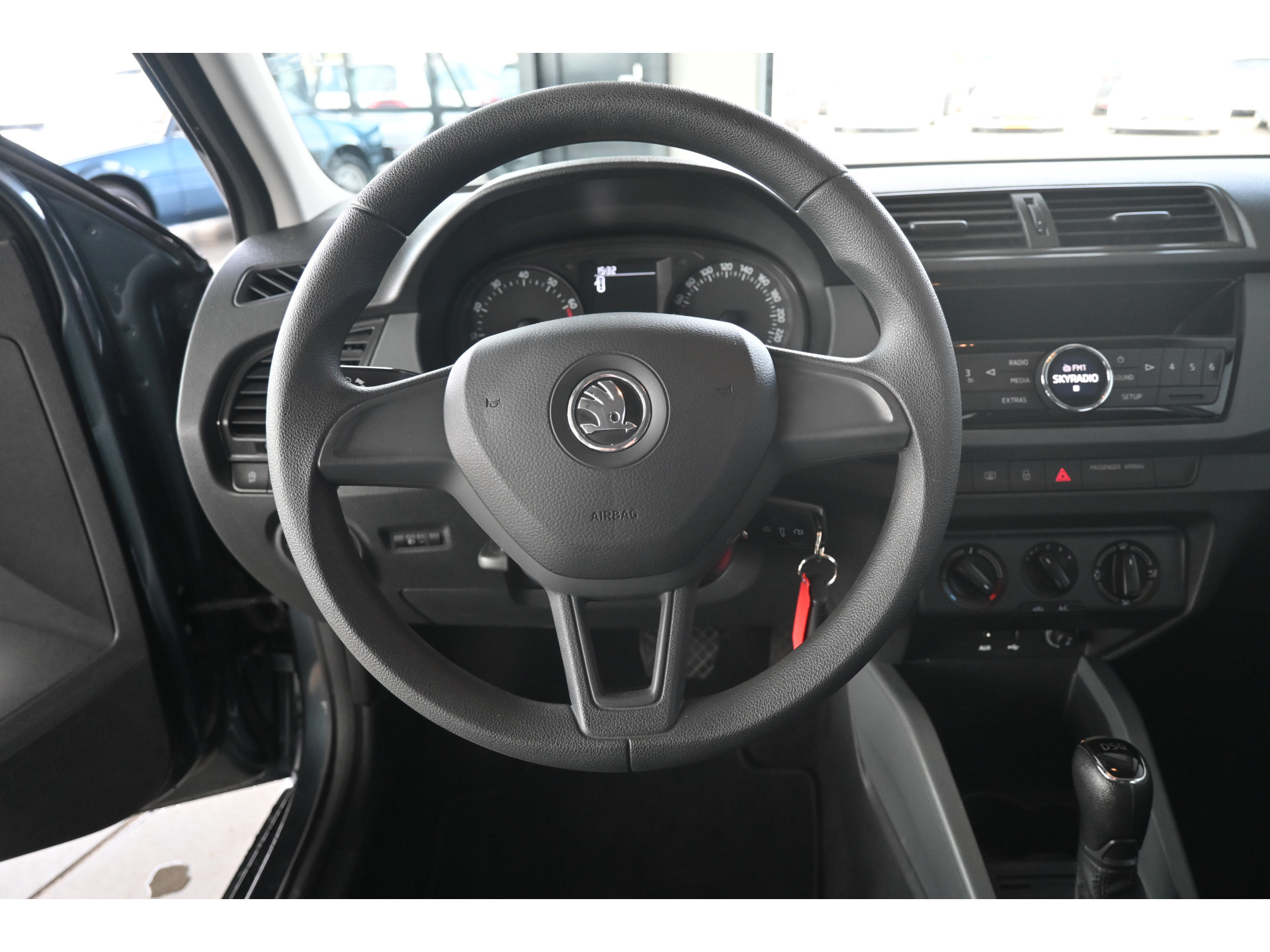 ŠKODA Fabia 1.2 TSI Active Automaat Airco Elektrisch pakket All in Prijs Inruil Mogelijk!