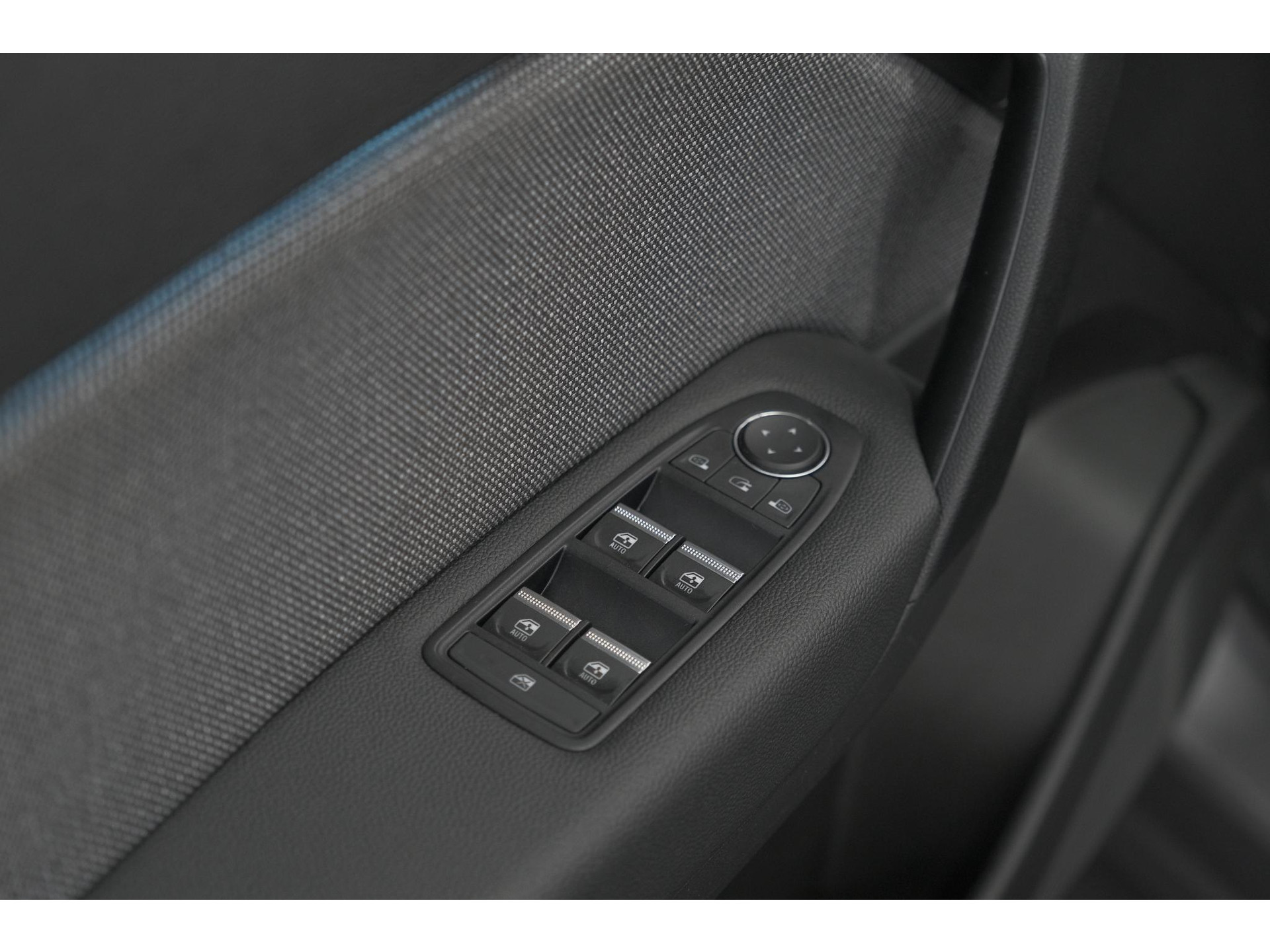 Renault Captur 1.6 E-Tech Full Hybrid 145 Techno | Camera | Navigatie | Apple Carplay | Parkeersensoren