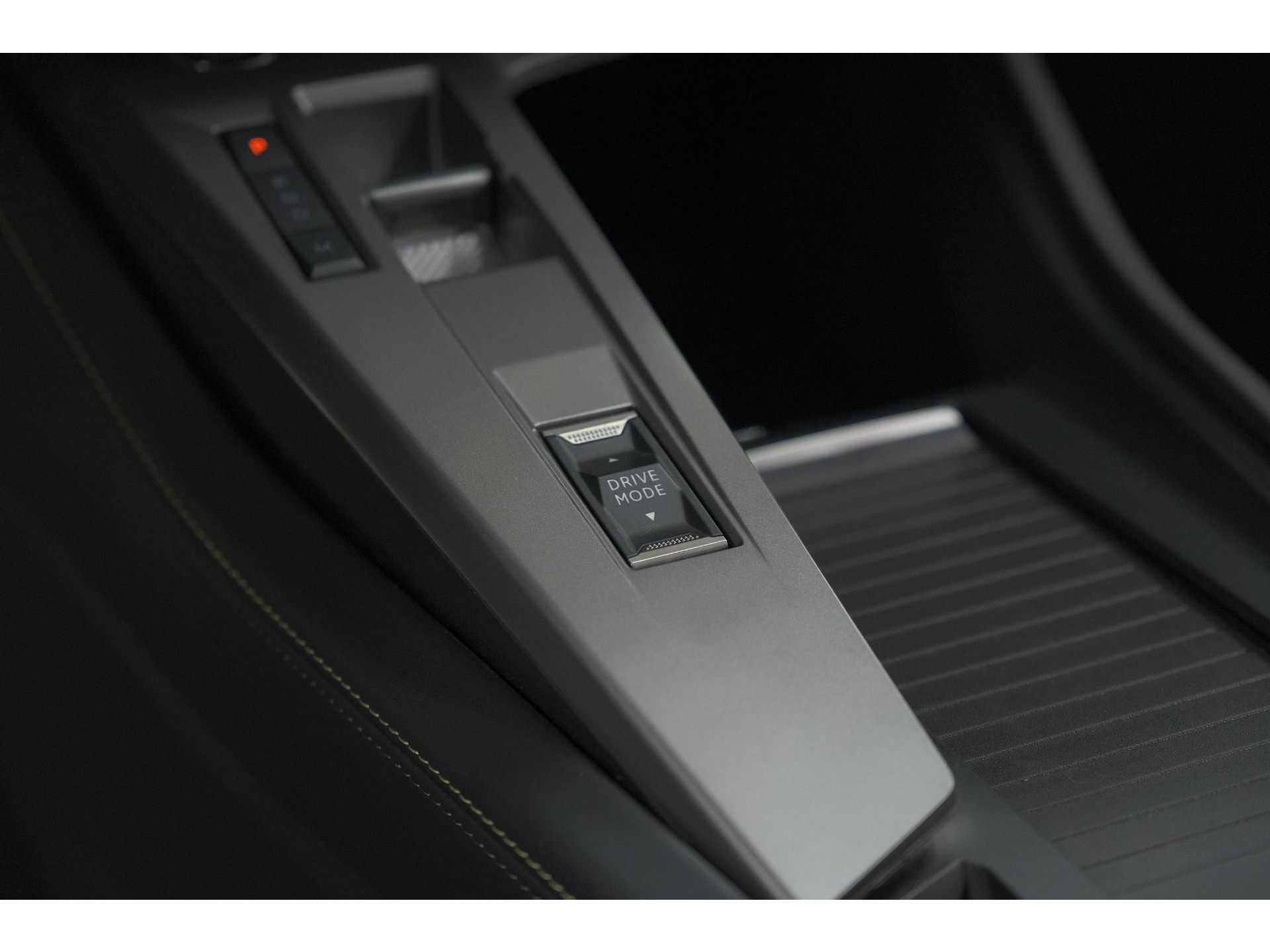 Peugeot 308 SW 1.2 Hybrid 136 e-DCS6 GT | Camera | Adaptieve Cruise Control | Apple Carplay