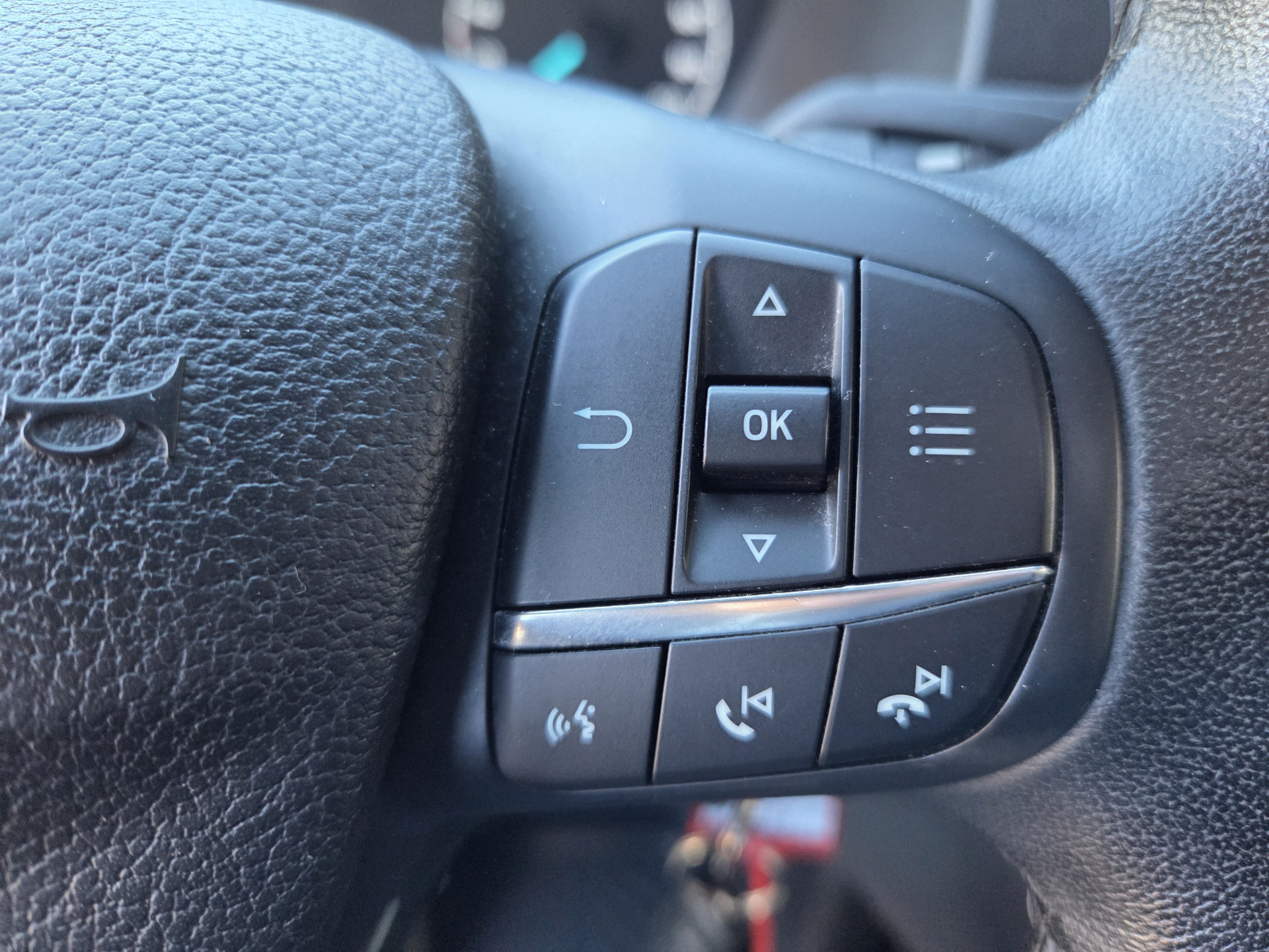 Ford Transit Custom 2.0 TDCI Automaat  Trend Airco Cruisecontrol Navi Trekhaak Verwarmde stoel