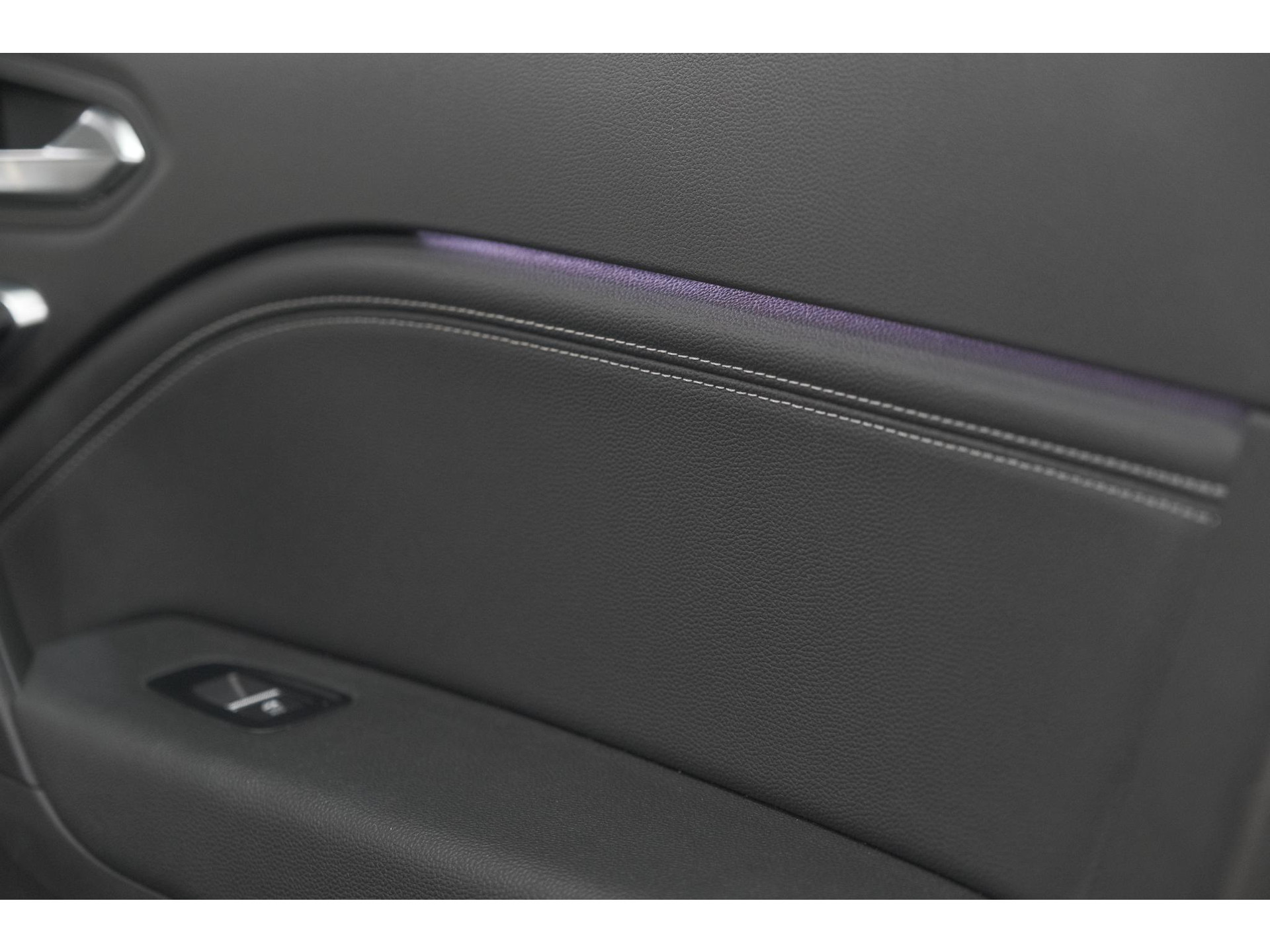 Renault Captur 1.6 E-Tech full hybrid 145 techno | Pack Full Screen | Camera | Navigatie | Allseason Banden