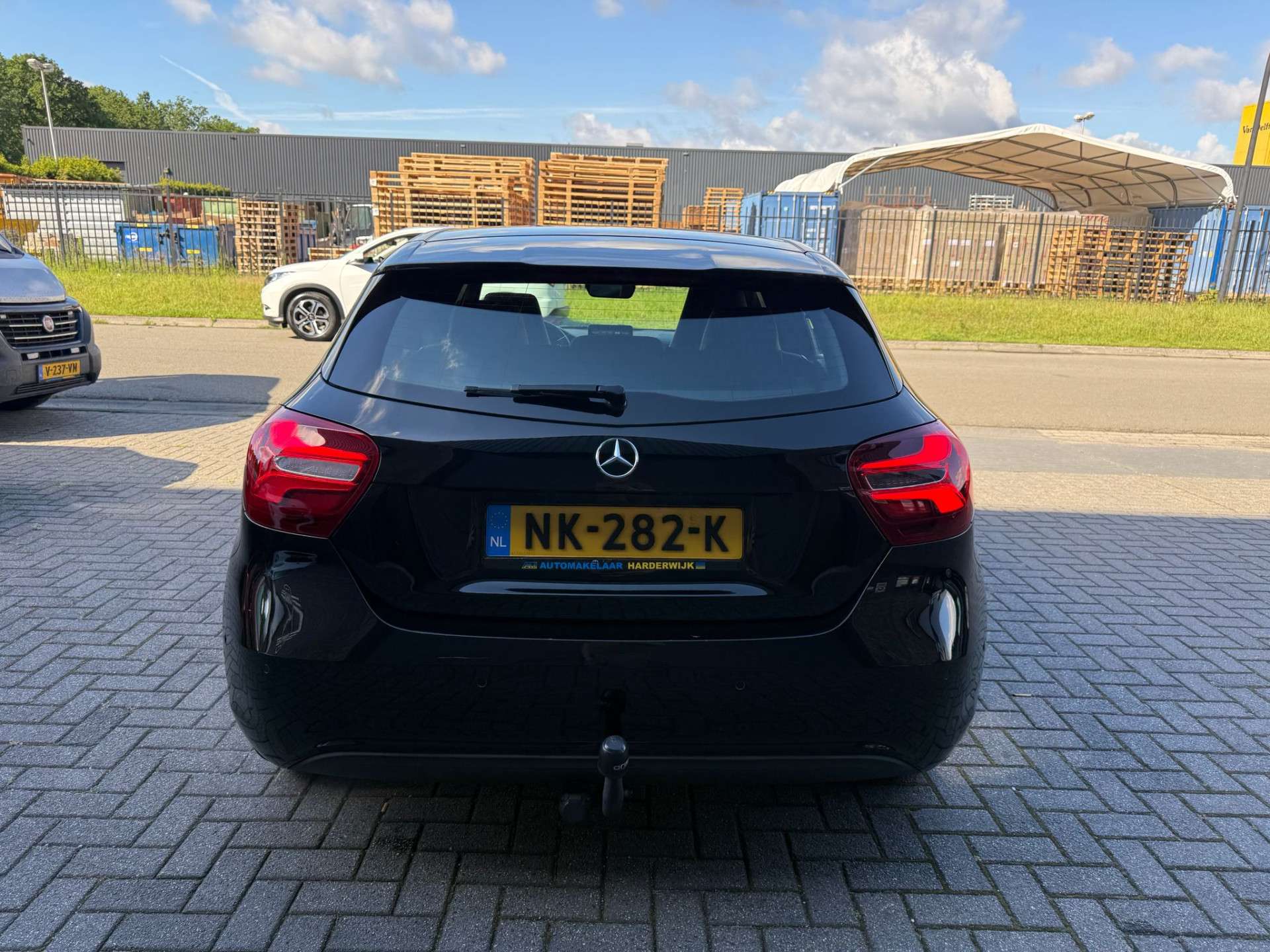 Mercedes-Benz A-klasse 160 Ambition | 2E EIGENAAR | 3/6/12MND GARANTIE | AUTOMAAT | LED | CRUISE | NAVI | AIRCO | BLUETOOTH | TREKHAAK |