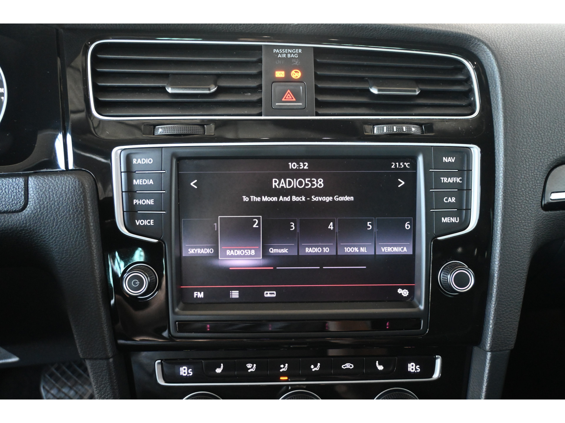 Volkswagen Golf 1.4 TSI Highline Nap Automaat Navigatie Cruise Clima Stoelverwarming Massage Inruil Mogelijk