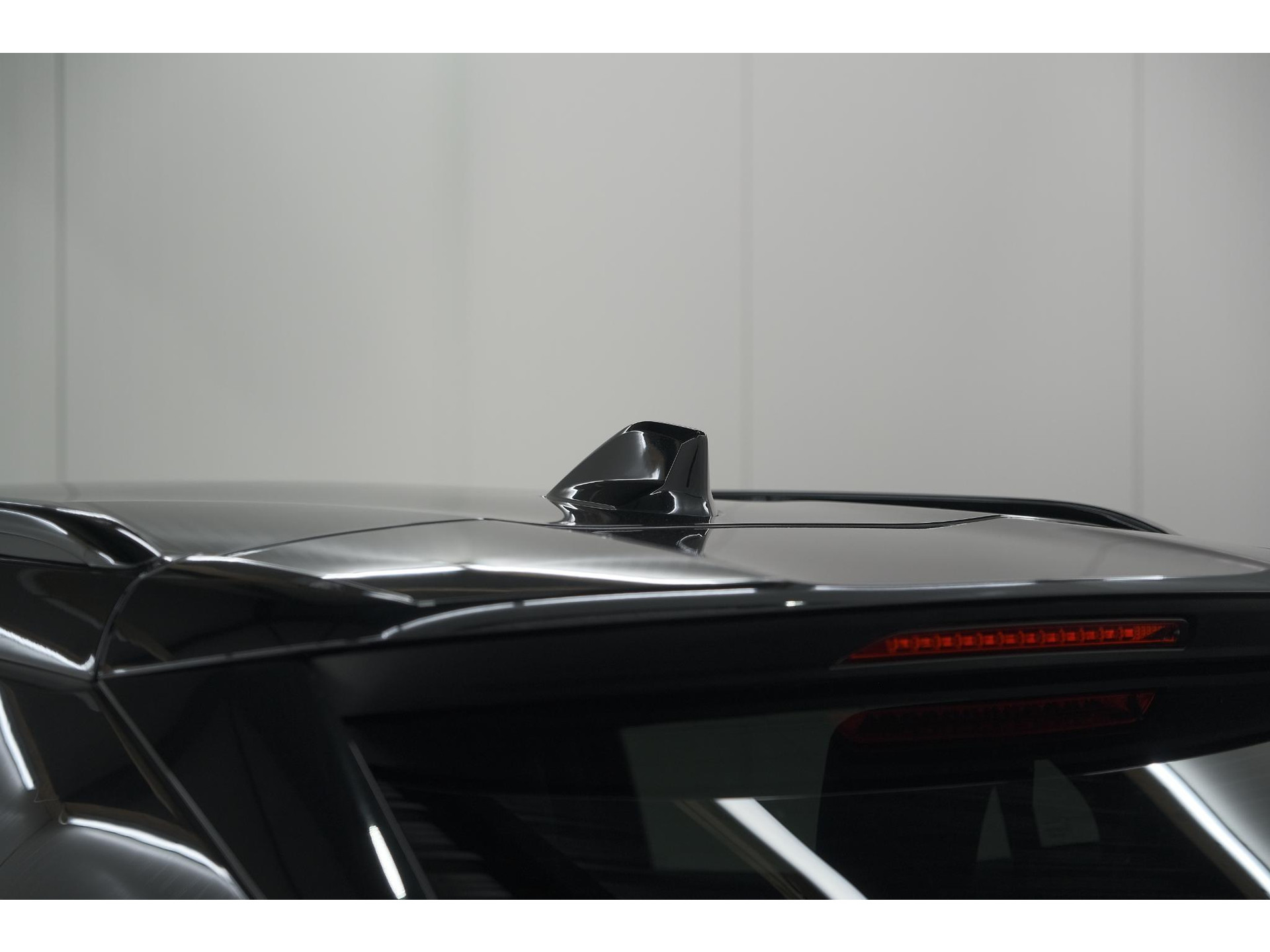 Peugeot 2008 1.2 Hybrid 145 Allure | 360 Camera | Adaptieve Cruise Control | Dodehoekdetectie | Apple Carplay