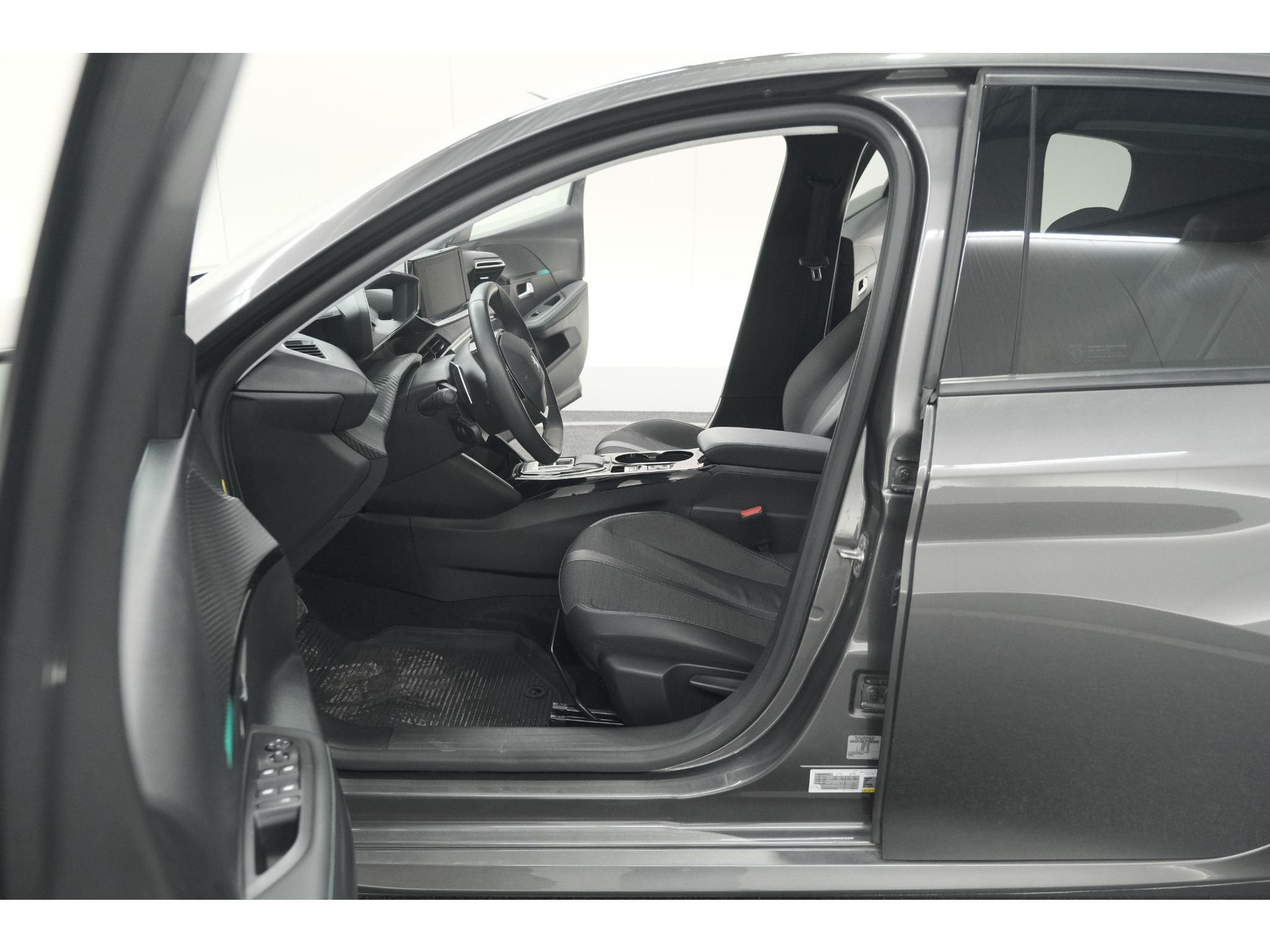 Peugeot 208 PureTech 100 EAT8 Allure Pack | Camera | Apple Carplay | Parkeersensoren | Stoelverwarming