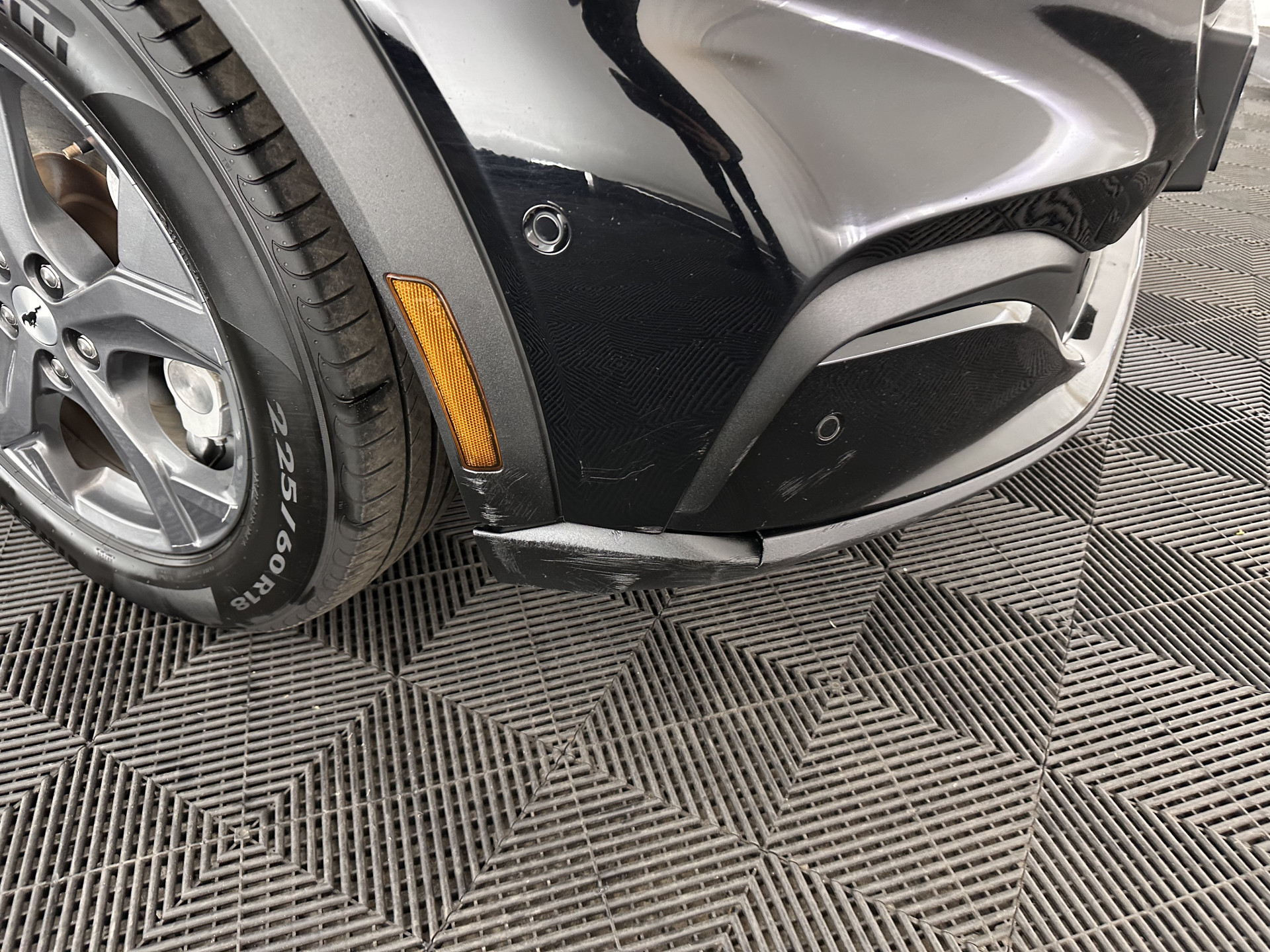 Ford Mustang Mach-E RWD 75 kWh [ 3-Fase-11kW ] {SOH-84%} (INCL-BTW) *LEATHER | FULL-LED | DAB | DIGI-COCKPIT | KEYLESS | NAVI-FULLMAP | CARPLAY | HEATED-COMFORTSEATS | TOPVIEW | ADAPTIVE-CRUISE | PRIVACY-GLASS | 18'' ALU*