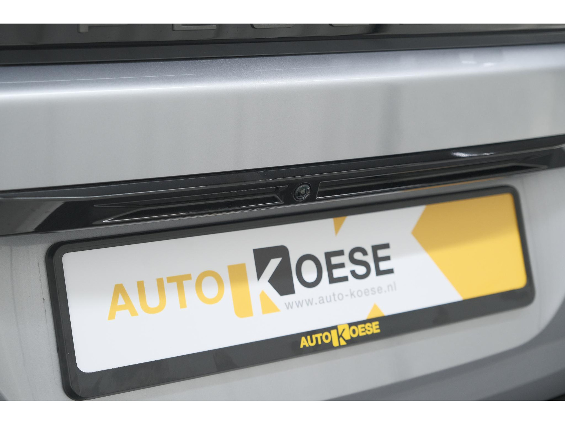 Peugeot 2008 Hybrid 136 e-DCS6 Allure | 360 Camera | Adaptieve Cruise Control | Dodehoekdetectie | Navigatie