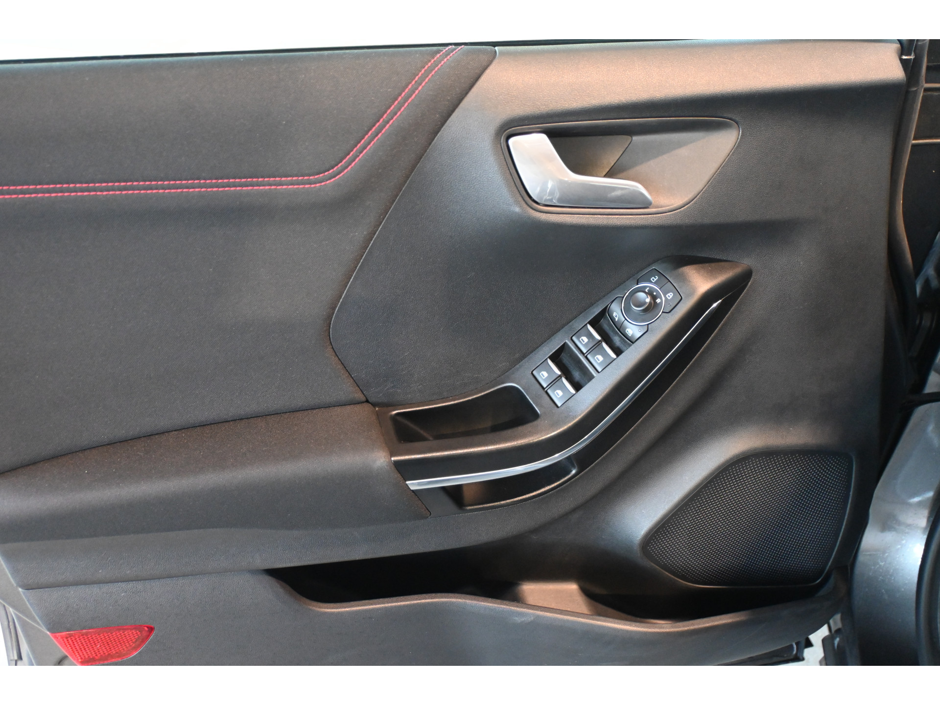 Ford Puma 1.0 EcoBoost Hybrid ST-Line X Adaptieve Cruise Clima Stoel / Stuurverwarming PDC CarPlay 100% Ondehrouden! Inruil Mogelijk!