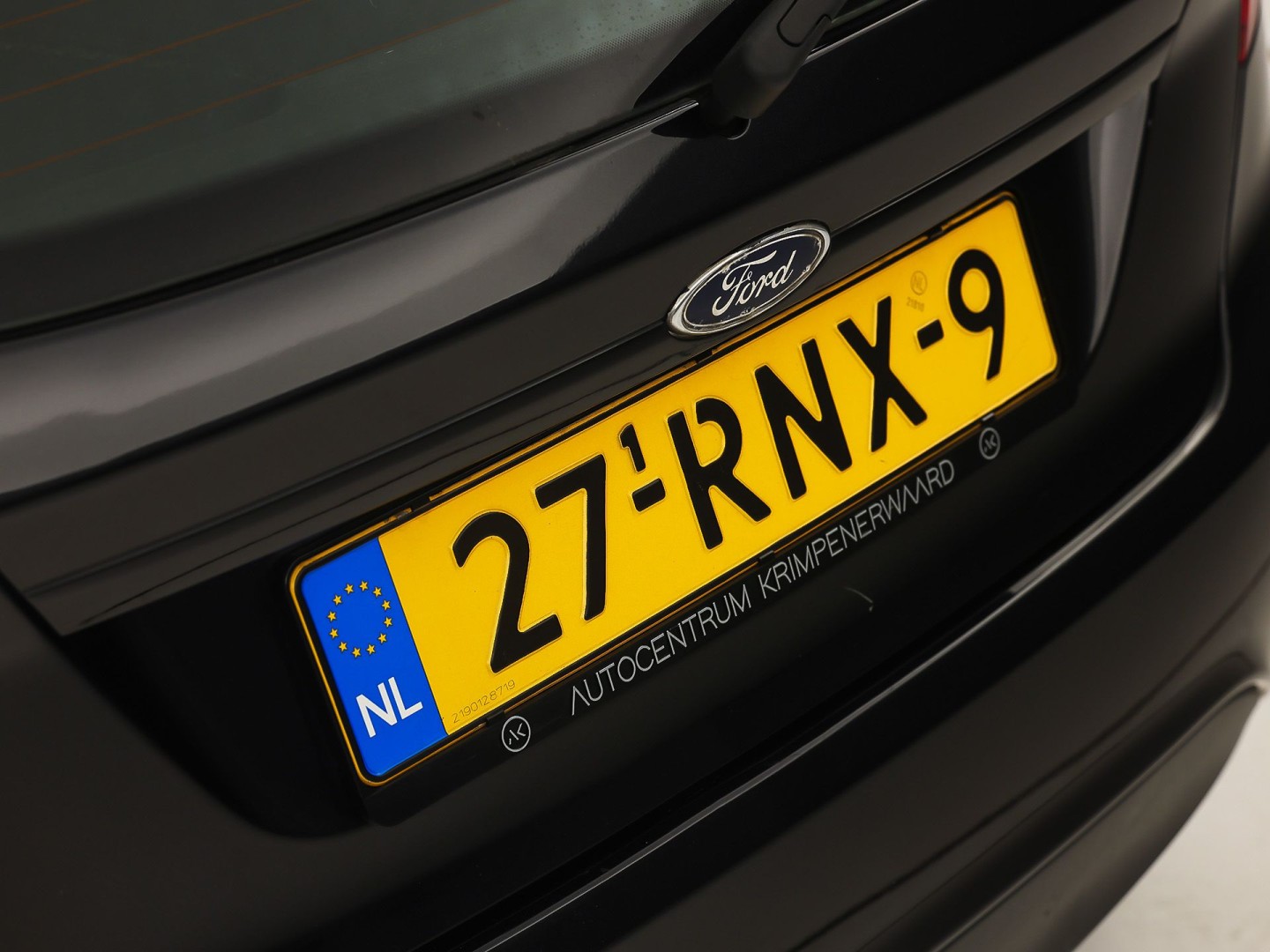 Ford Fiesta 1.25 S-Edition (AIRCO, LM VELGEN, ELEK RAMEN, GETINT GLAS, SPORTSTOELEN, MULTIFUNCTIONEEL STUURWIEL, NIEUWSTAAT)