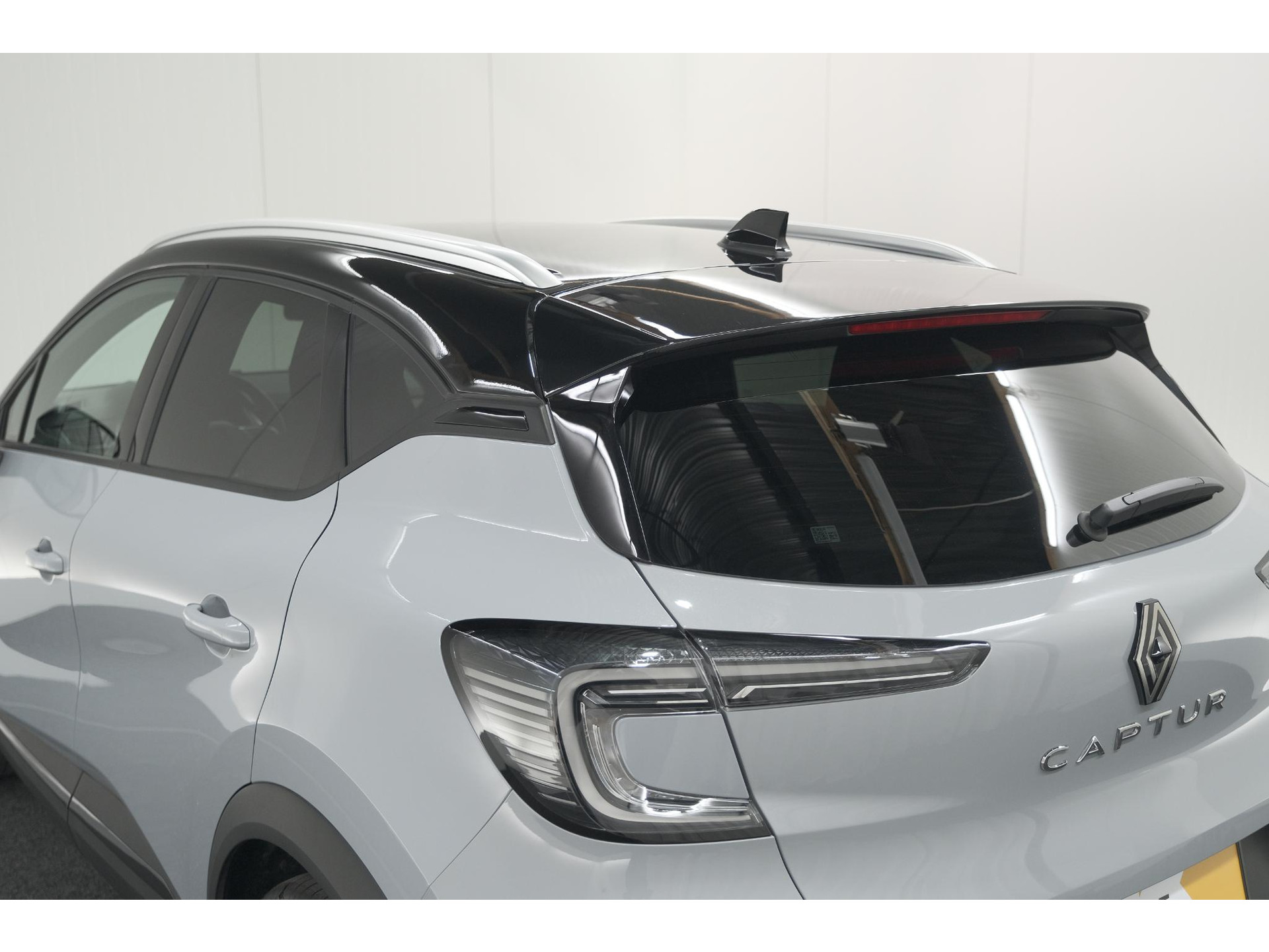 Renault Captur 1.6 E-Tech Full Hybrid 145 Techno | Camera | Navigatie | Apple Carplay | Parkeersensoren