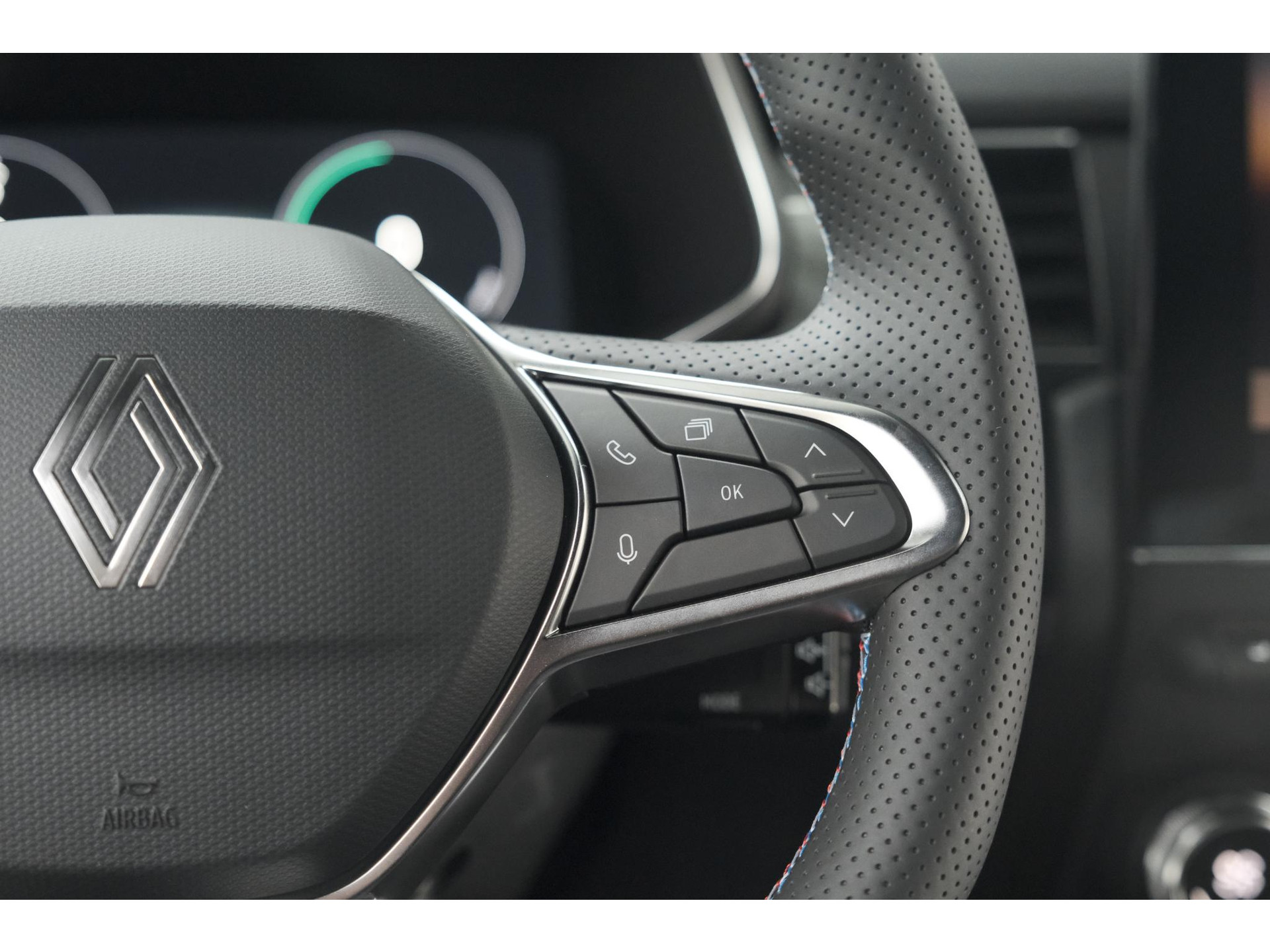 Renault Arkana 1.6 E-Tech hybrid 145 Esprit Alpine | Rondom Camera | Adaptieve Cruise Control | Pack Winter | Dodehoekdetectie