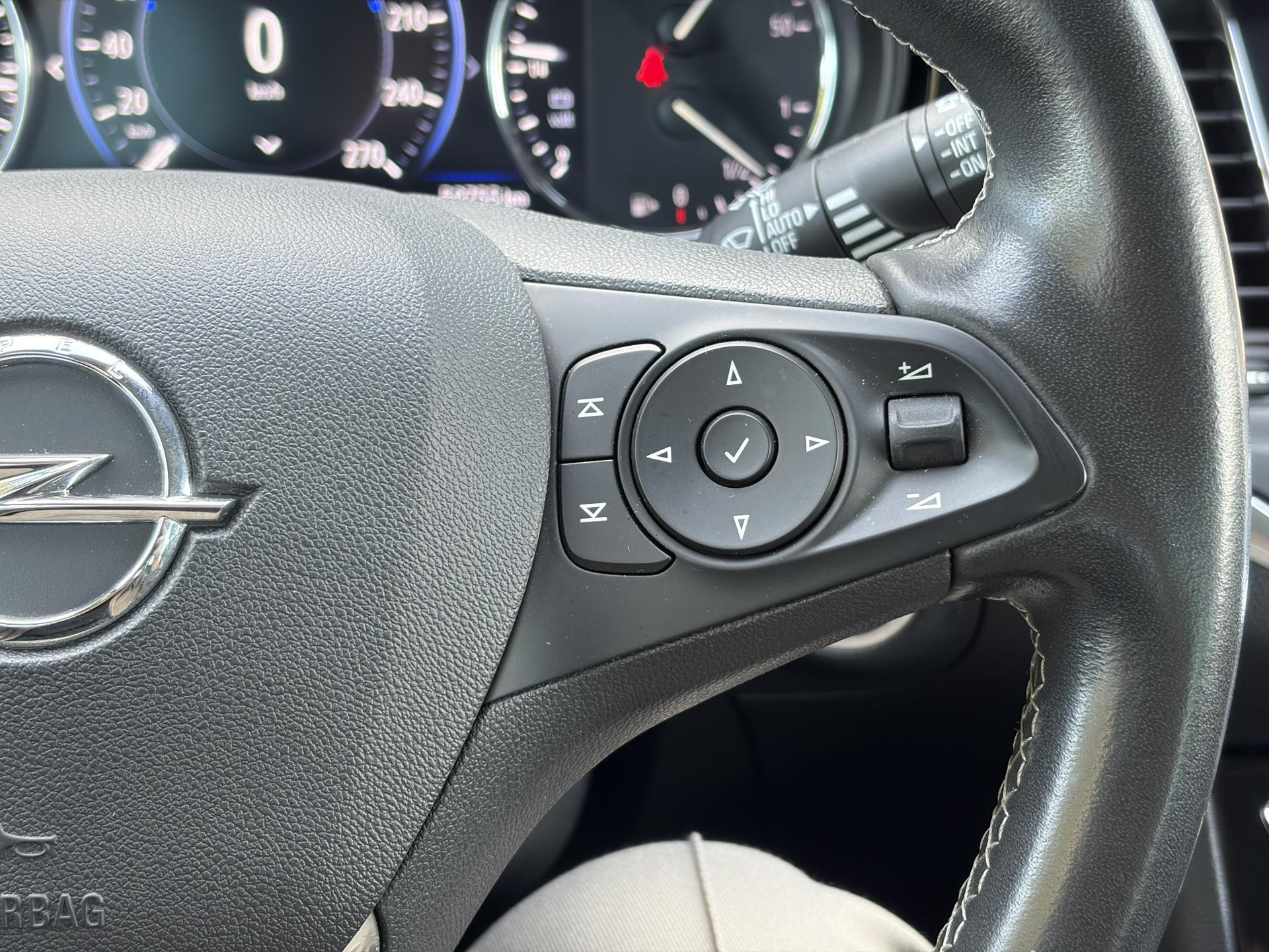 Opel Astra Sports Tourer 1.2 Business Elegance ✓1e Eigenaar✓110pk✓Carplay✓Camera✓Navi✓Clima✓Cruise✓Halfleder✓Comfortstoel✓Pdc V+A✓6 Bak✓Dealer Onderhouden✓Keyless✓Lm velgen✓N.A.P✓Apk tot 06-2027