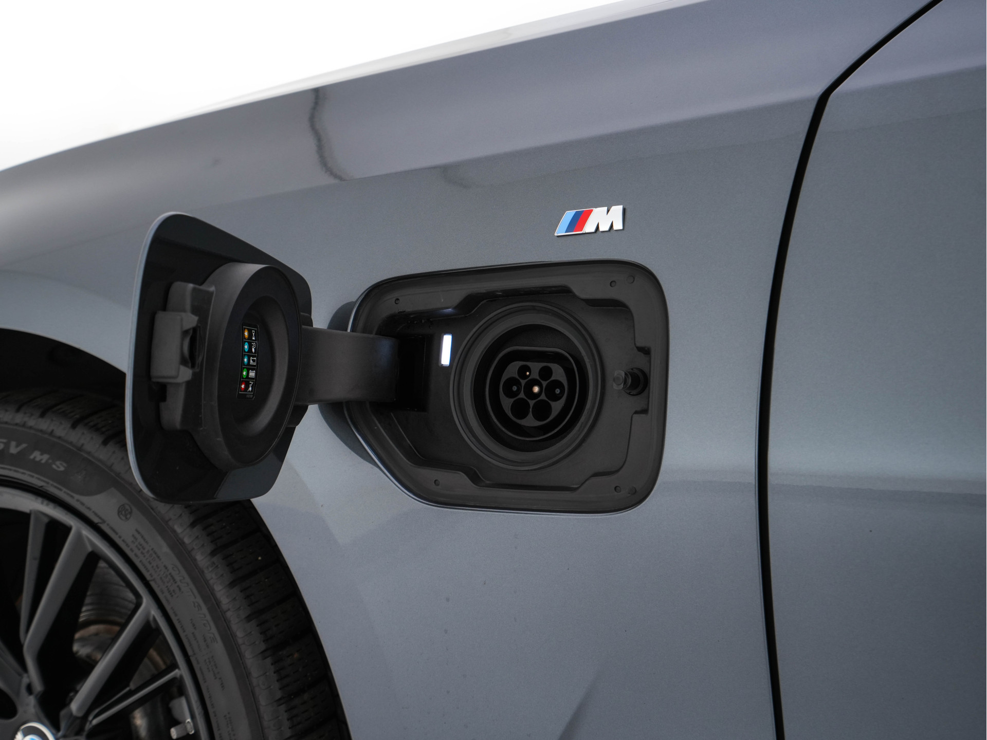 BMW 3-serie Touring 320e M-Sportpack Business Edition Plus (Plug-In) (INCL-BTW) *PANO | LASER-LED | LEATHER | HEATED-SPORTSEATS | HARMAN/KARDON | VIRTUAL-COCKPIT | AMBIENT-LIGHT | NAVI-FULLMAP | DAB+ | 18''ALU*