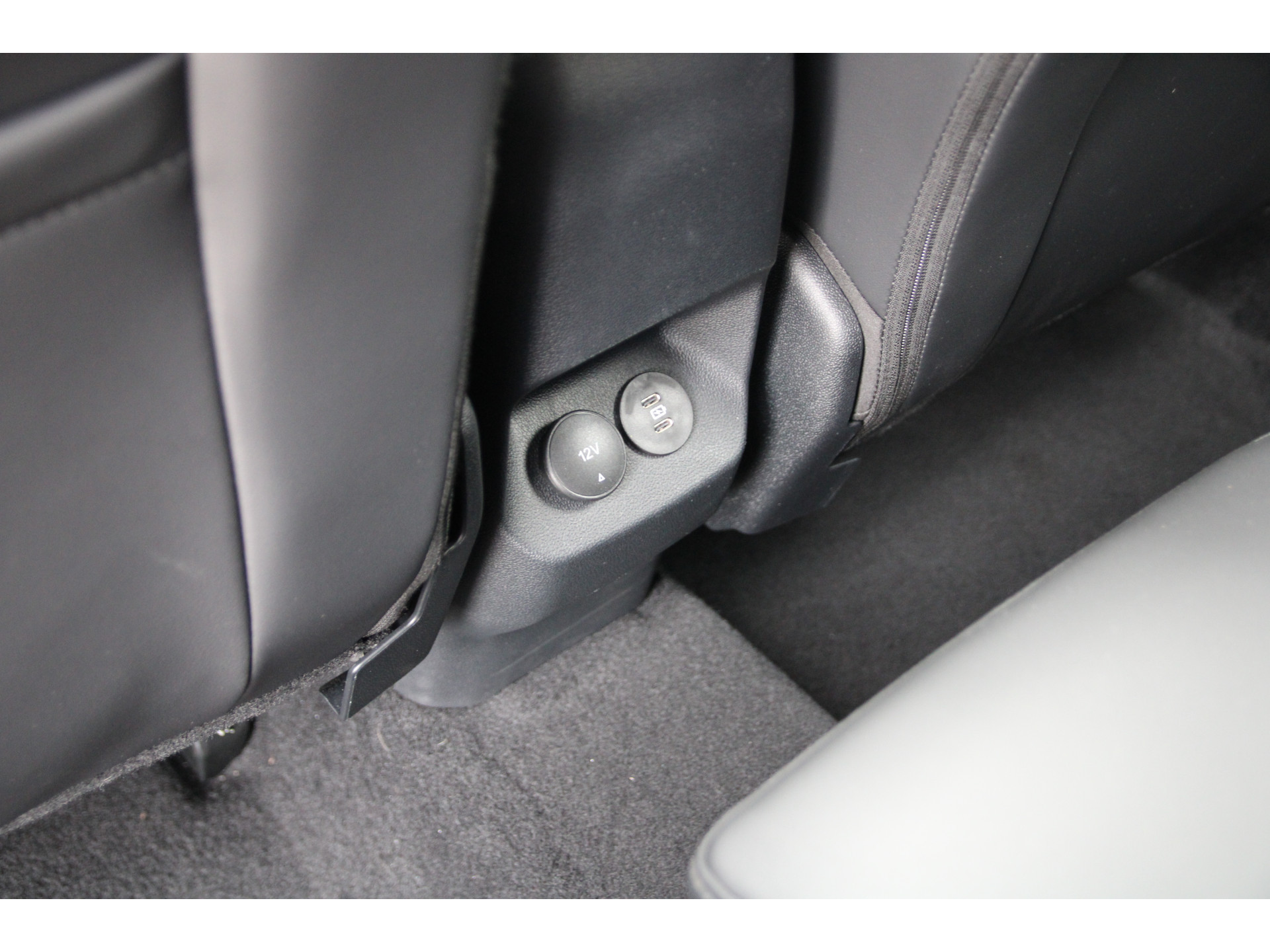 Ford Puma 1.0 EcoBoost 125 PK Hybrid  ST-Line X Automaat TREKHAAK AFNEEMBAAR | WINTER-PACK | B&O AUDIO