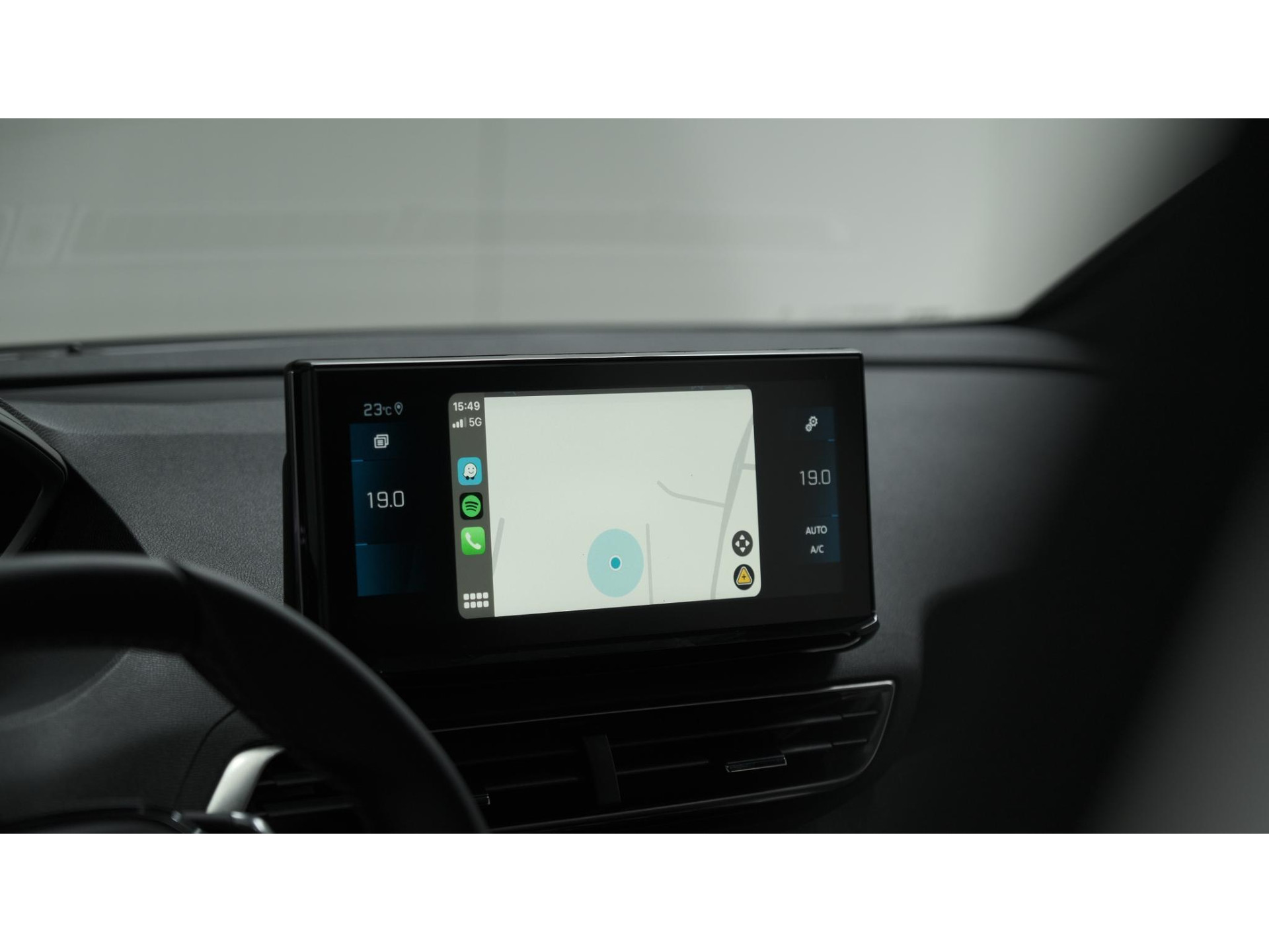 Peugeot 5008 PureTech 130 EAT8 Allure Pack Business | 7 Zitplaatsen | Camera | Dodehoekdetectie | Navigatie | Elektronische Achterklep