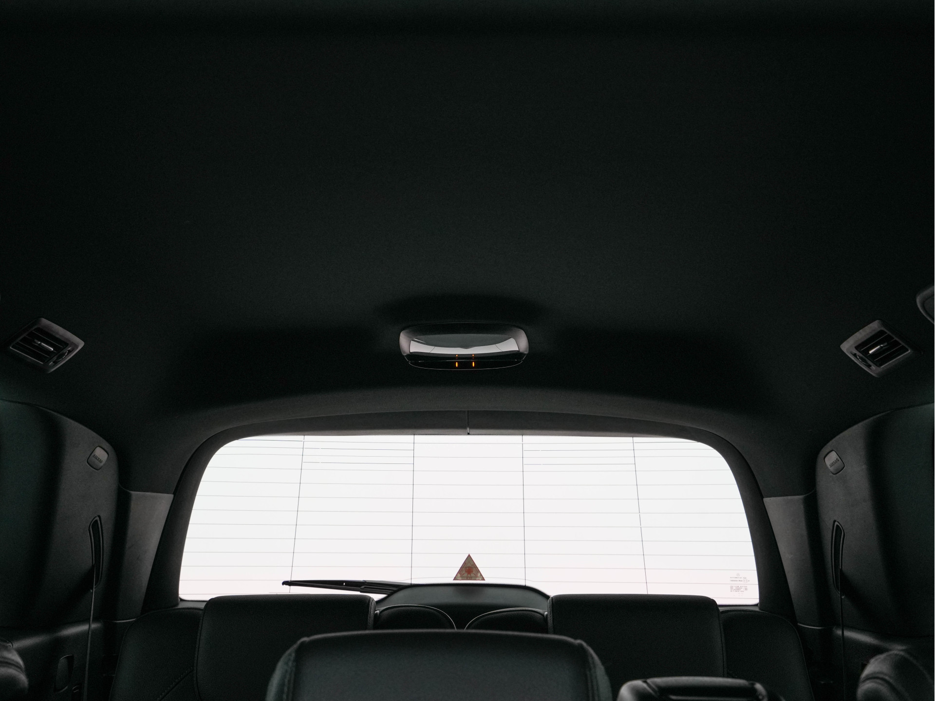 Mercedes-Benz GLS 350 d 4MATIC AMG-Line [ 7-Pers ] *PANO | LEATHER | FULL-LED | DISTRONIC | NAVI-FULLMAP | HEAT/COLD-COMFORTSEATS | BLINDSPOT | MEMORY-PACK | HARMAN/KARDON | TOPVIEW | KEYLESS | SHIFTPADDLES | PRIVACY-GLASS | TOWBAR | 21''ALU*