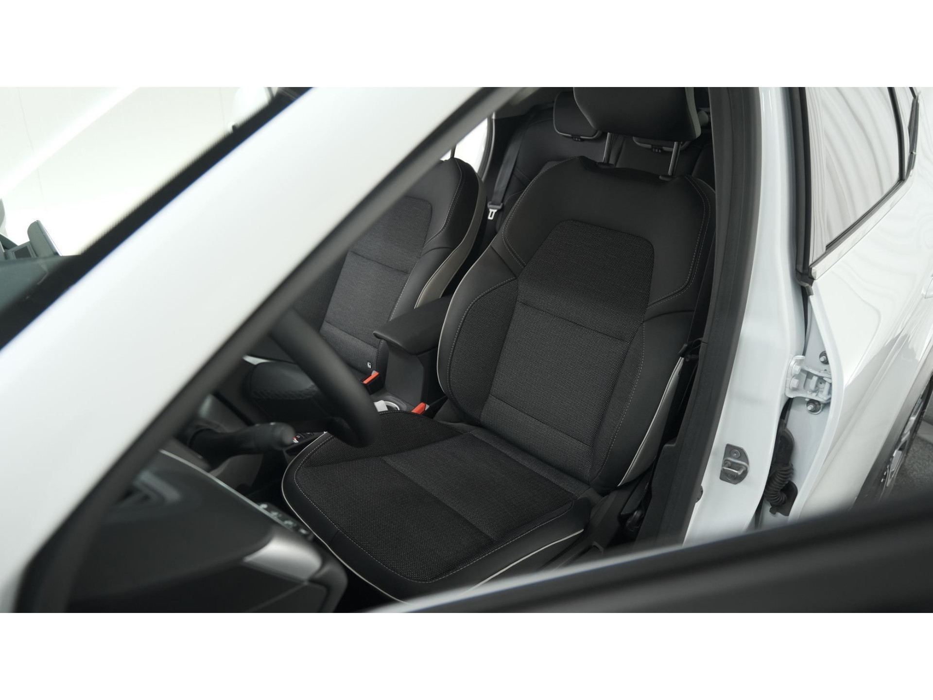 Renault Captur TCe 90 Techno | Camera | Navigatie | Pack Winter | Apple Carplay