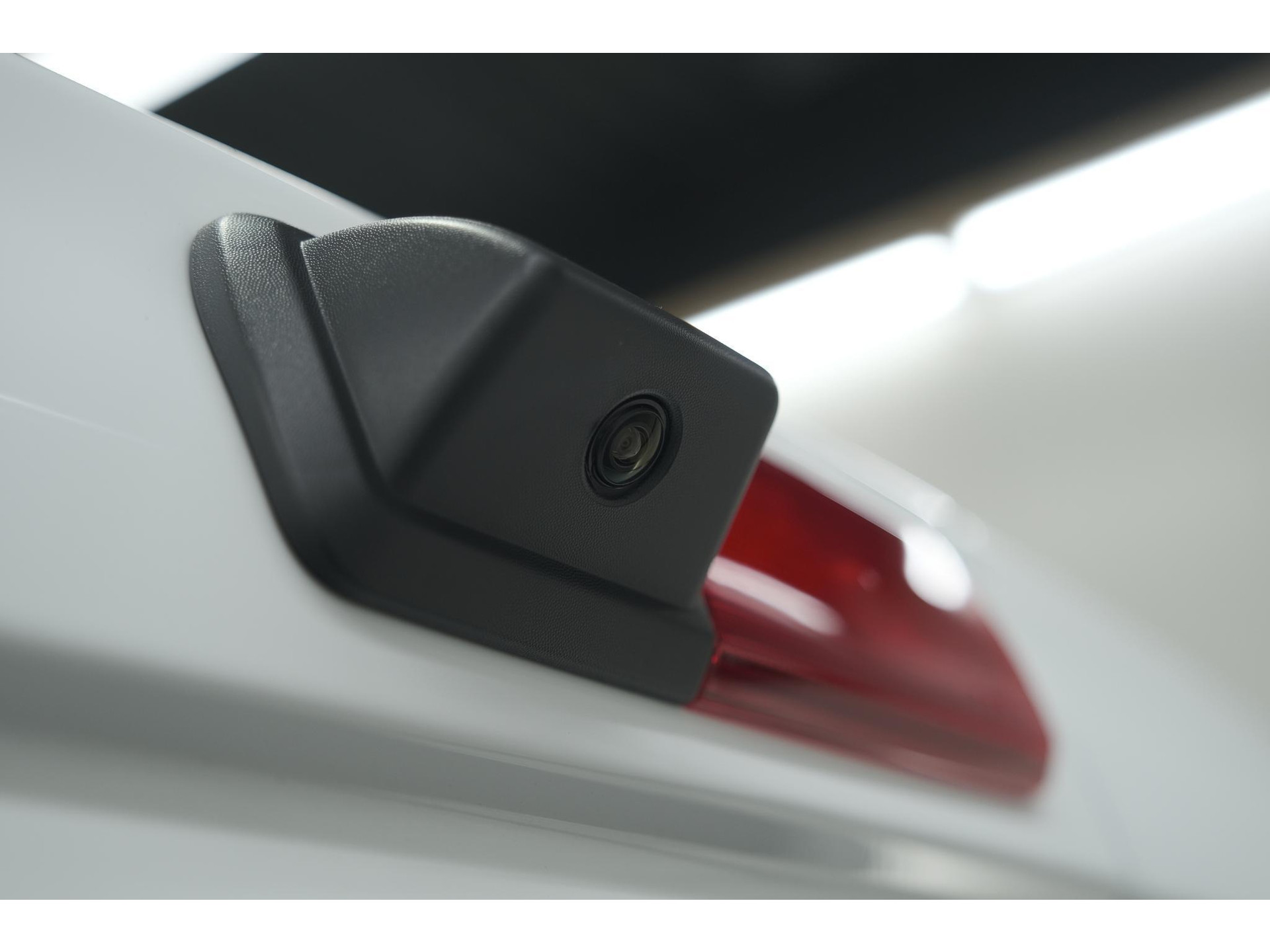 Renault Trafic 2.0 Blue dCi 130 T29 L2H1 Advance DC | 6 Zitplaatsen | Camera | Apple Carplay | Navigatie