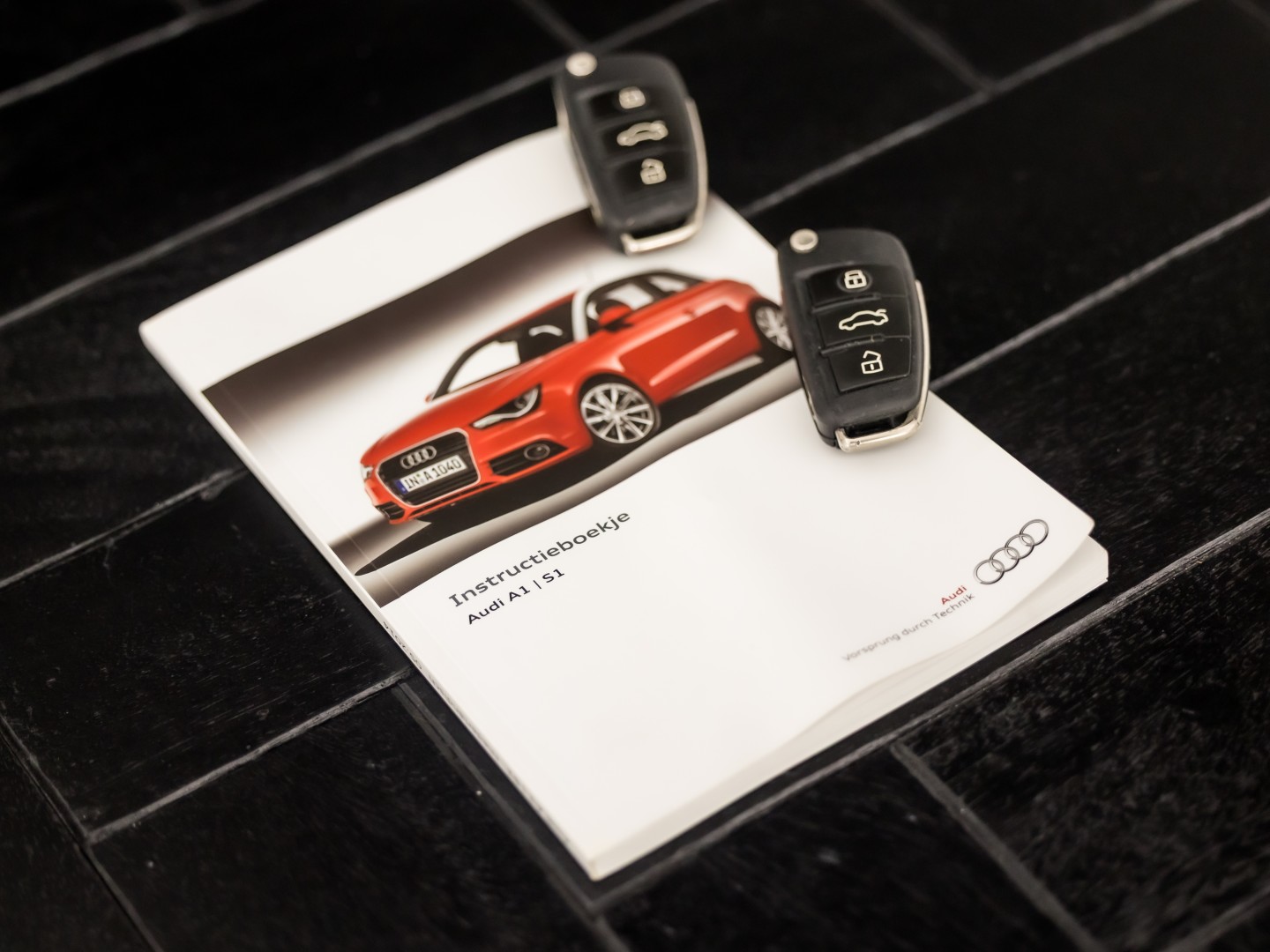 Audi A1 Sportback 1.2 TFSI S-Line Sport (NAVIGATIE, 5 DEURS, PARKEERSENSOREN, CRUISE, SPORTSTOELEN, LED ACHTERLICHTEN, BLUETOOTH, NIEUWE APK, NIEUWSTAAT)