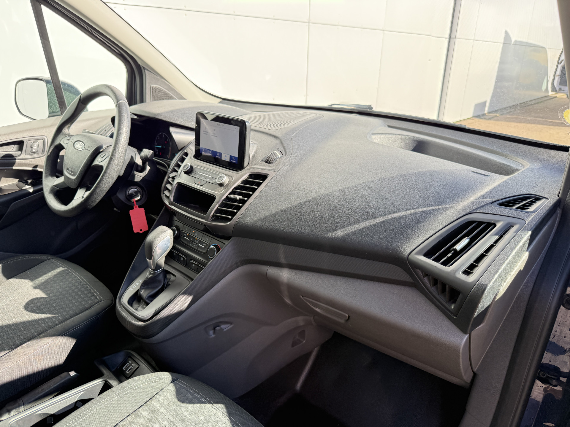 Ford Transit Connect 1.5 EcoBlue 120PK Automaat L1 Airco Cruise Control Camera Parkeersensoren