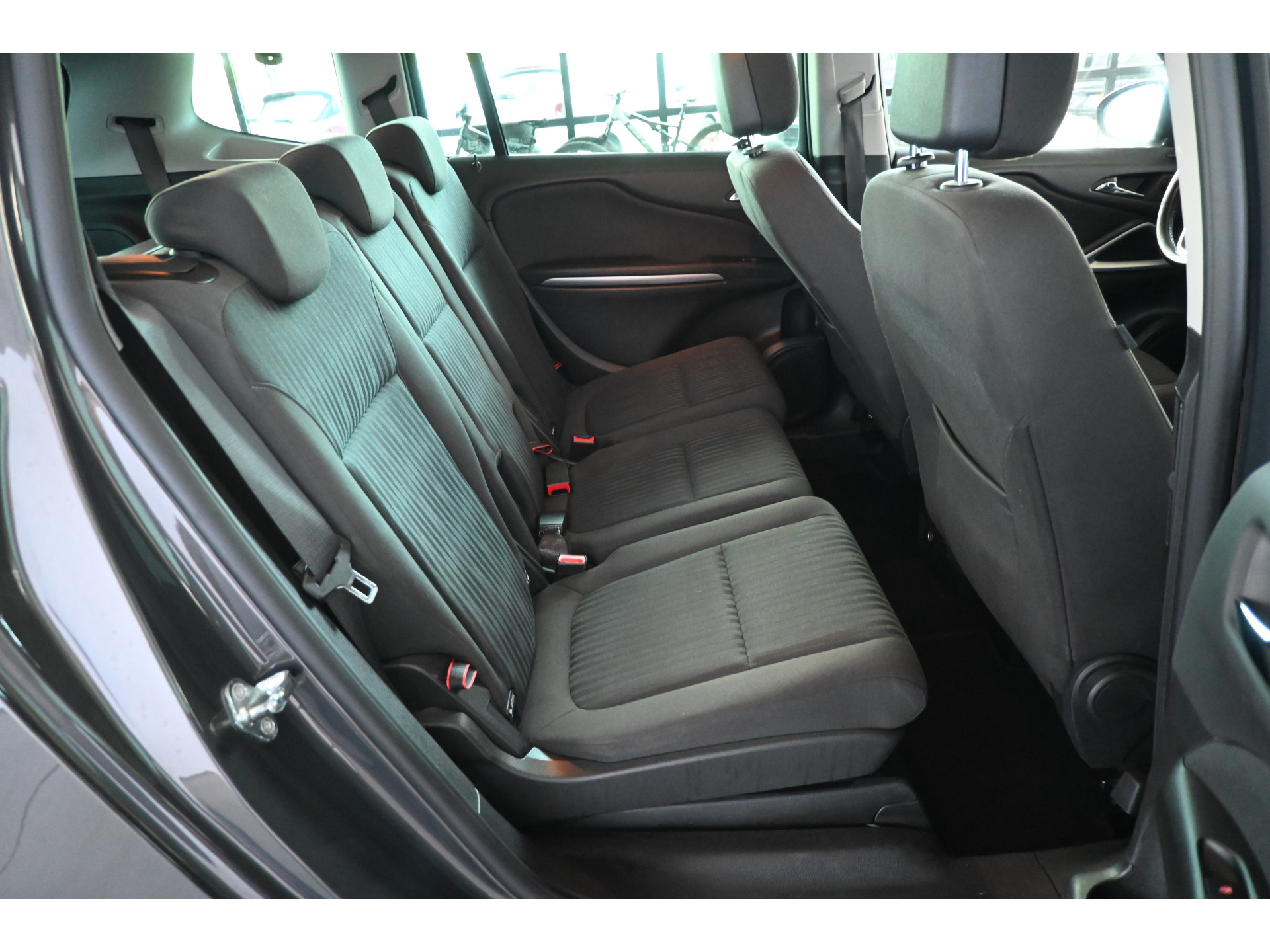 Opel Zafira Tourer 1.4 Edition 7p Clima Cruise control Navigatie PDC Goed Onderhouden! Inruil Mogelijk!