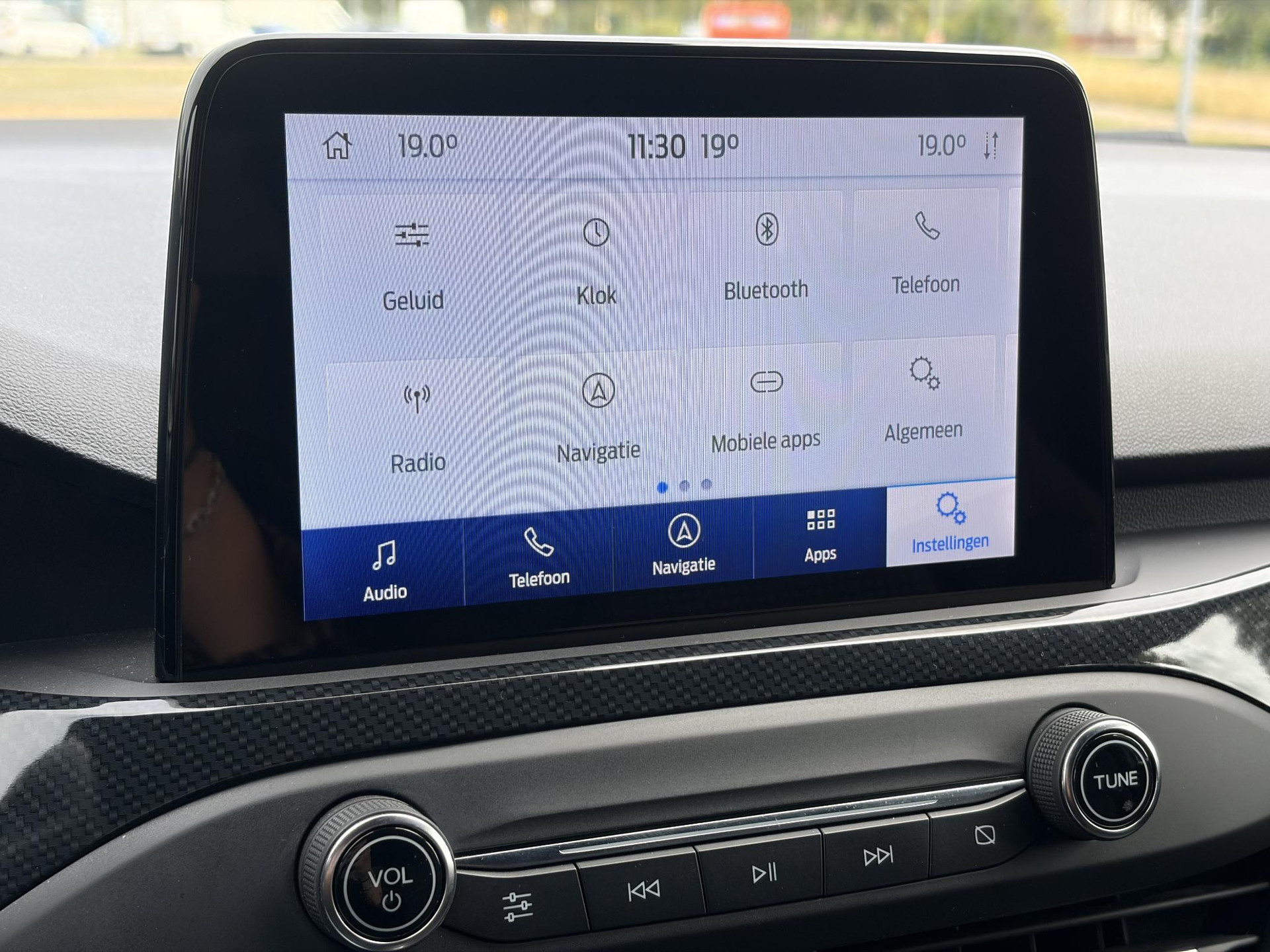 Ford Focus 1.0 EcoBoost ST Line Business 2e Eigenaar l Navi l Clima l Cruise l 125pk l Keyless l Pdc V+A l 18 '' Lmv  l N.A.P l Apk tot 02-2028