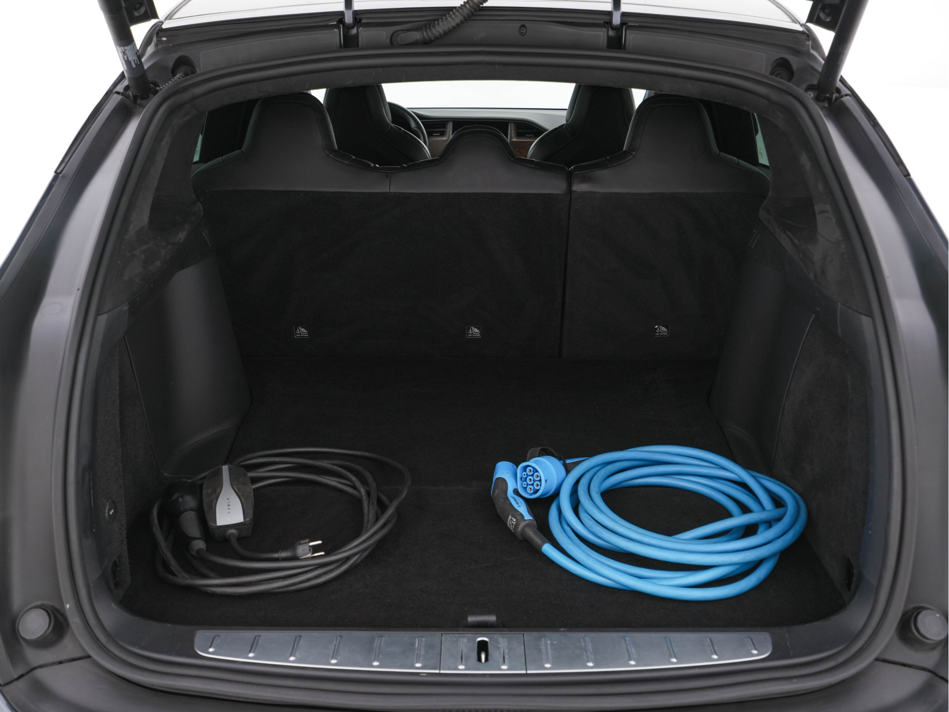 Tesla Model X 100D AWD [ 3-Fase ] Aut. *PANO-WINDOW | AUTO-PILOT | LEATHER | SURROUND-VIEW | NAVI-FULLMAP | FULL-LED | AIR-SUSPENSION | DIGI-COCKPIT | KEYLESS | CAMERA | DAB+ | HEATED-COMFORTSEATS | TOWBAR |  20''ALU*