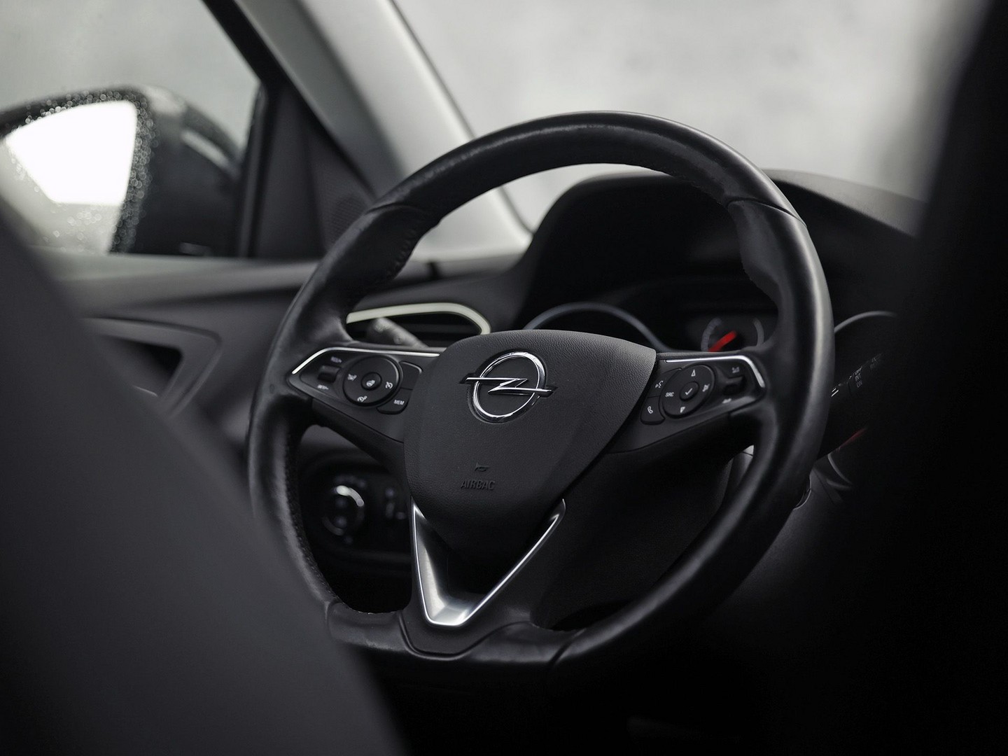 Opel Grandland X 1.2 Turbo Innovation (APPLE CARPLAY, GROOT NAVI, CLIMATE, STUUR/STOELVERWARMING, KEYLESS, CAMERA, SPORTSTOELEN, GETINT GLAS, ELEK ACHTERKLEP, NIEUWE APK, NIEUWSTAAT)