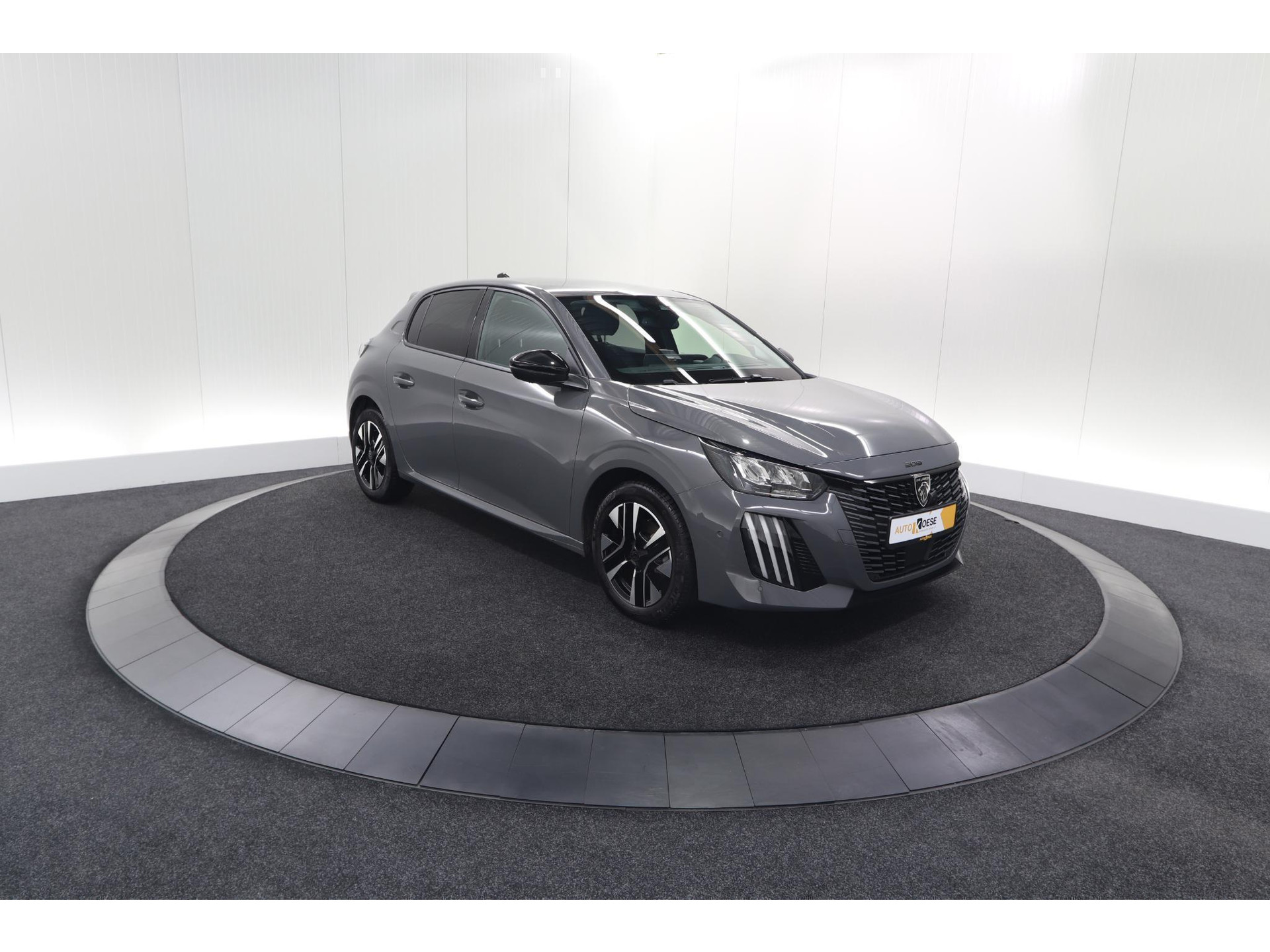 Peugeot 208 PureTech 100 Allure | 360 Camera | Adaptieve Cruise Control | Navigatie | Dodehoekdetectie