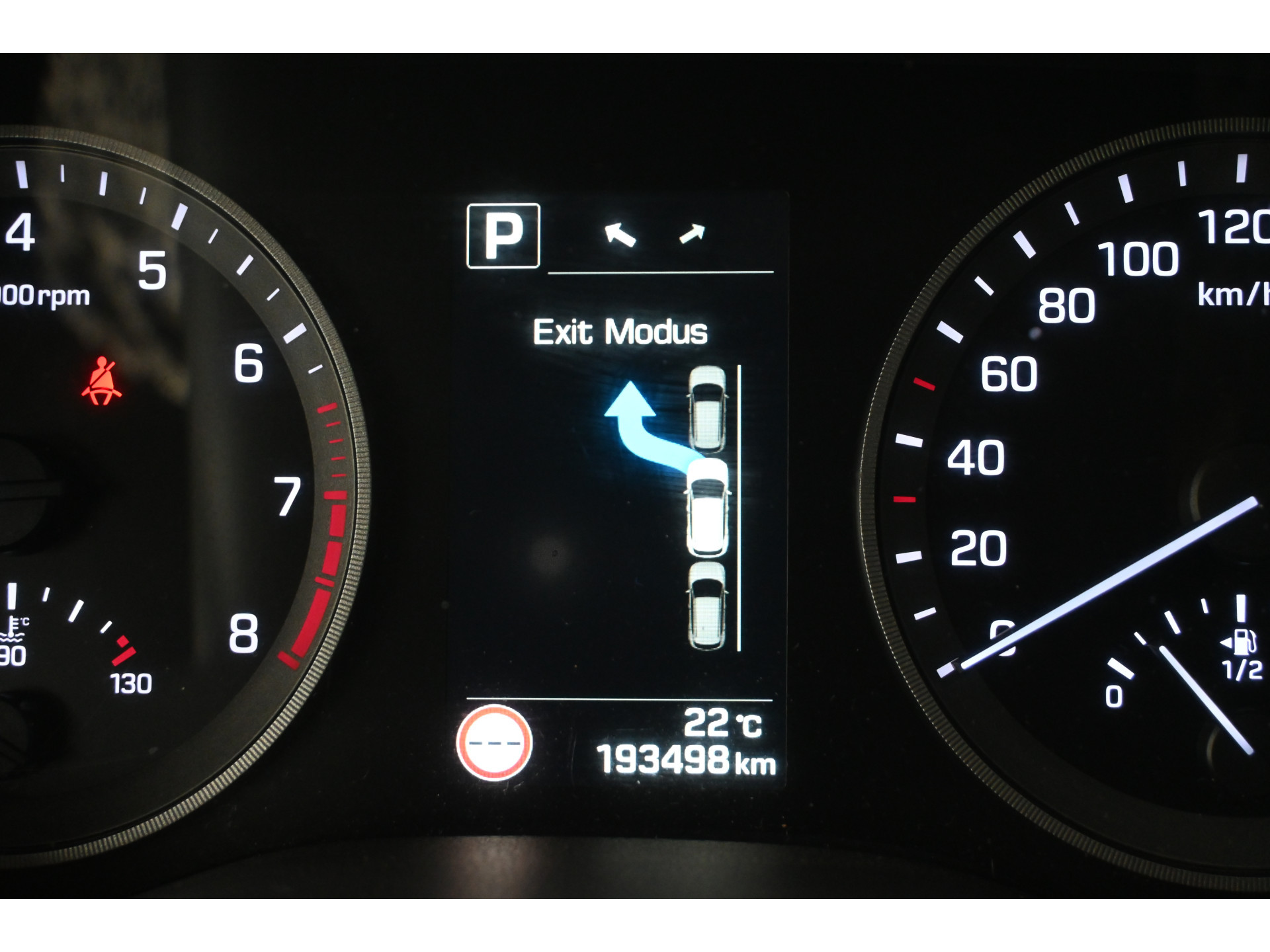 Hyundai Tucson 1.6 T-GDi Comfort 4WD Automaat Cruise Clima Trekhaak Panoramadak Stoelverwarming Goed Onderhouden! Inruil Mogelijk!