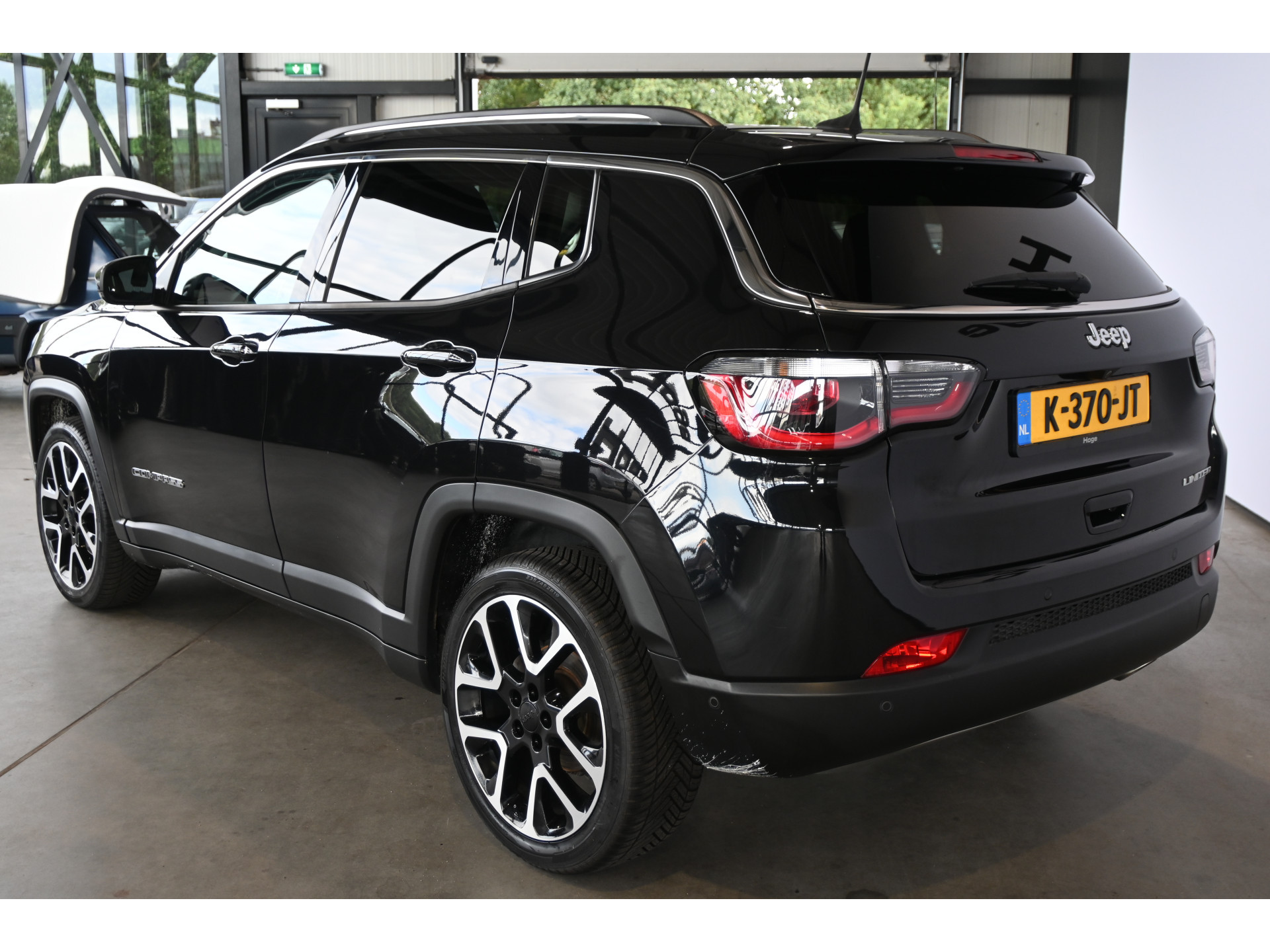 Jeep Compass 1.3T Limited Automaat Nap! Navigatie Cruise PDC Clima Xenon Stoel / Stuurverwarming 1e Eigenaar! Inruil Mogelijk!