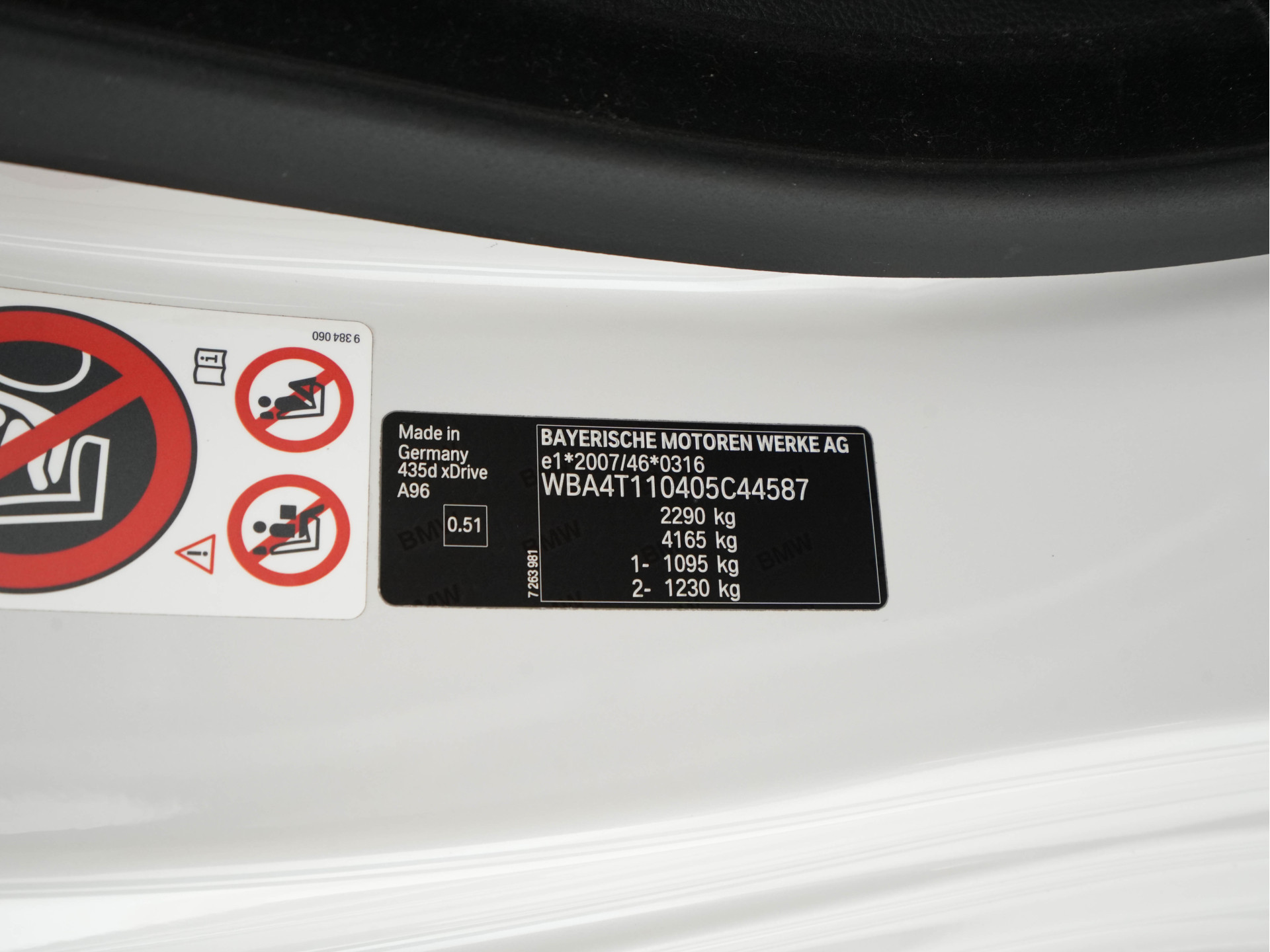 BMW 4-serie Cabrio 435d xDrive M-SportPack Centennial High-Executive Aut. *LEATHER | FULL-LED | ADAPTIVE-CRUISE | MEMORY-PACK | AIRSCARF | BLINDSPOT | HIFI-SOUND | KEYLESS | DAB+ | HEATED-SPORTSEATS | CAMERA | HEAD-UP | NAVI-FULLMAP | 19''ALU*