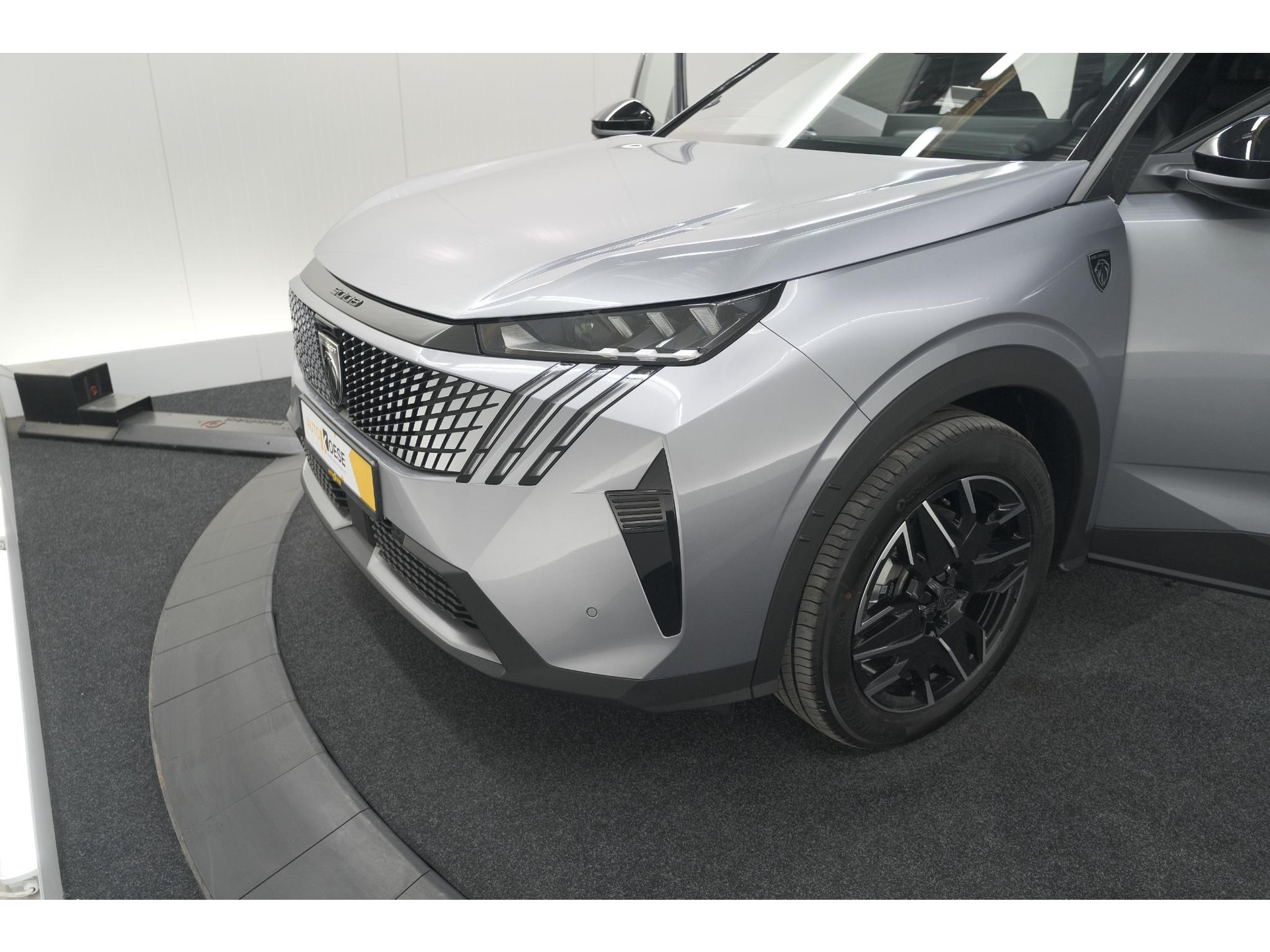 Peugeot 5008 HYbrid 145 e-DCS6 GT | Panoramadak | Camera | Elektrische Achterklep | Adaptieve Cruise Control