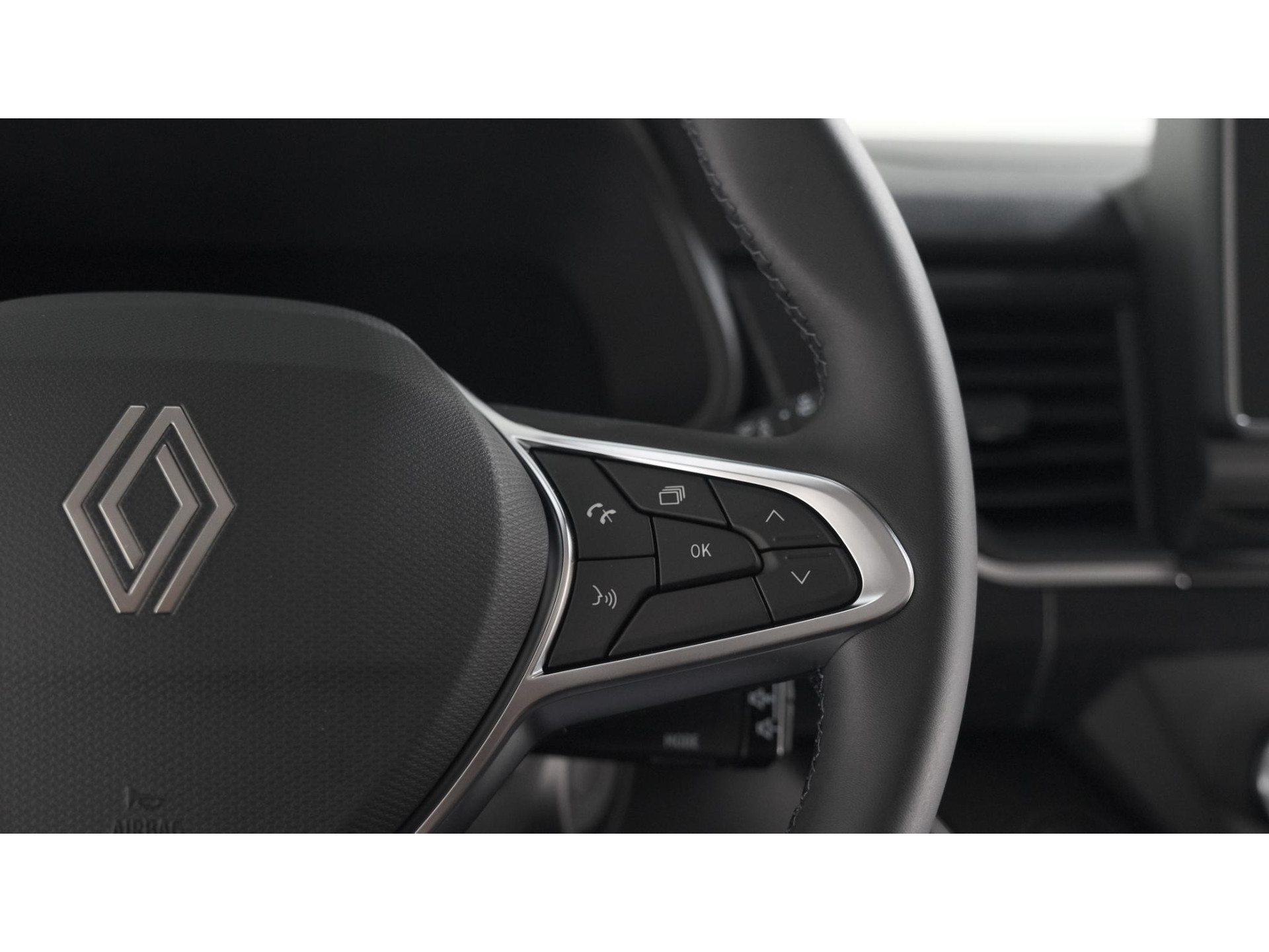 Renault Trafic 2.0 Blue dCi EDC 170 T29 L2H1 Extra DC | 6 Zitlplaatsen | Camera | Navigatie | Climate Control | Dubbele Cabine