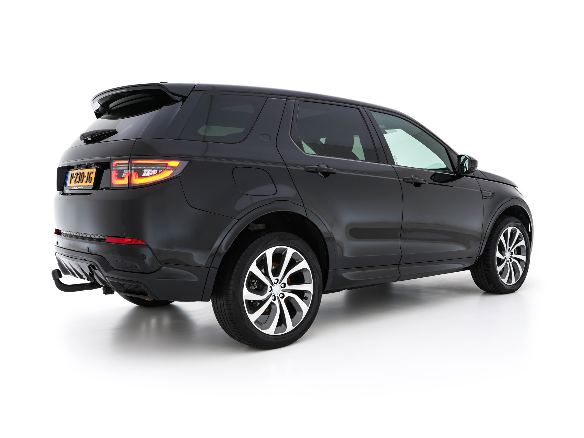 Land Rover Discovery Sport P300e 1.5 R-Dynamic Sportpack HSE AWD (INCL-BTW) *PANO | LEATHER | MERIDIAN-AUDIO | FULL-LED | MEMORY-PACK | DIGI-COCKPIT | NAVI-FULLMAP | CAMERA | KEYLESS | PRIVACY-GLASS | DAB | SHIFT-PADDLES | TOWBAR | LANE-ASSIST | 20'